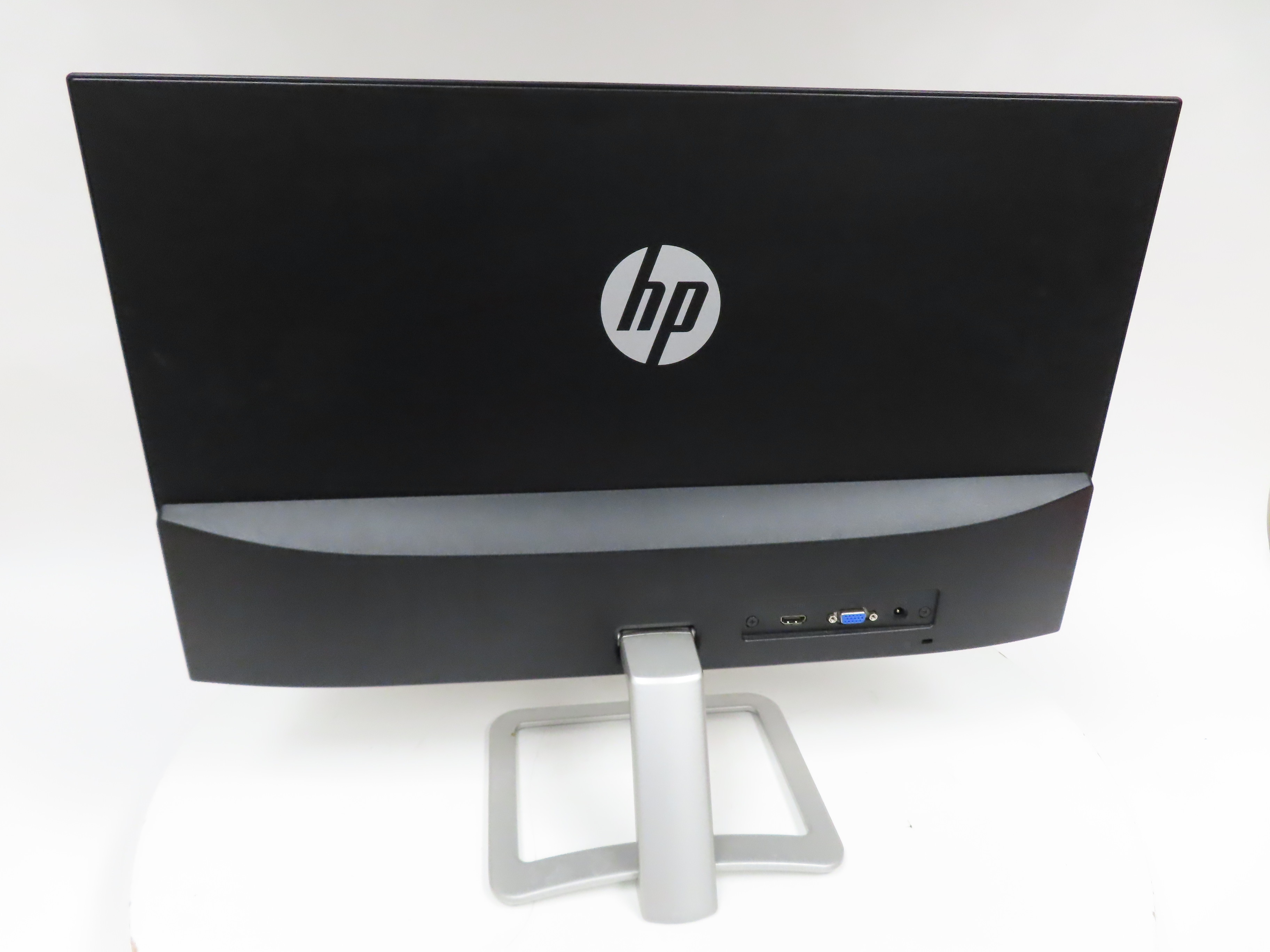 HP 24ec 23.8" 1080p 16:9 IPS-LED Display Monitor (Local Pick-Up Only)