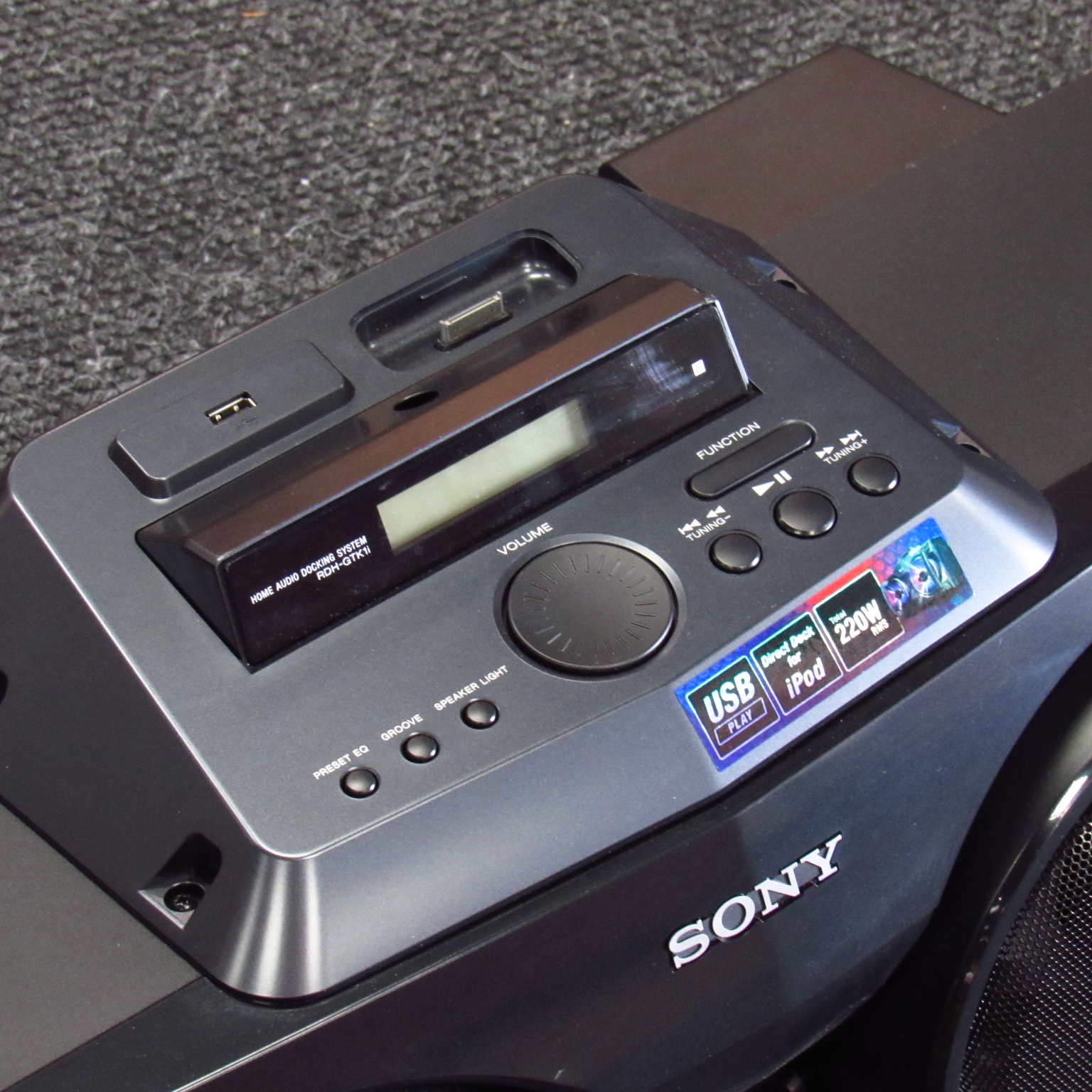 Sony RDHGTK1i Home Audio Docking Music System Local PickUp Only