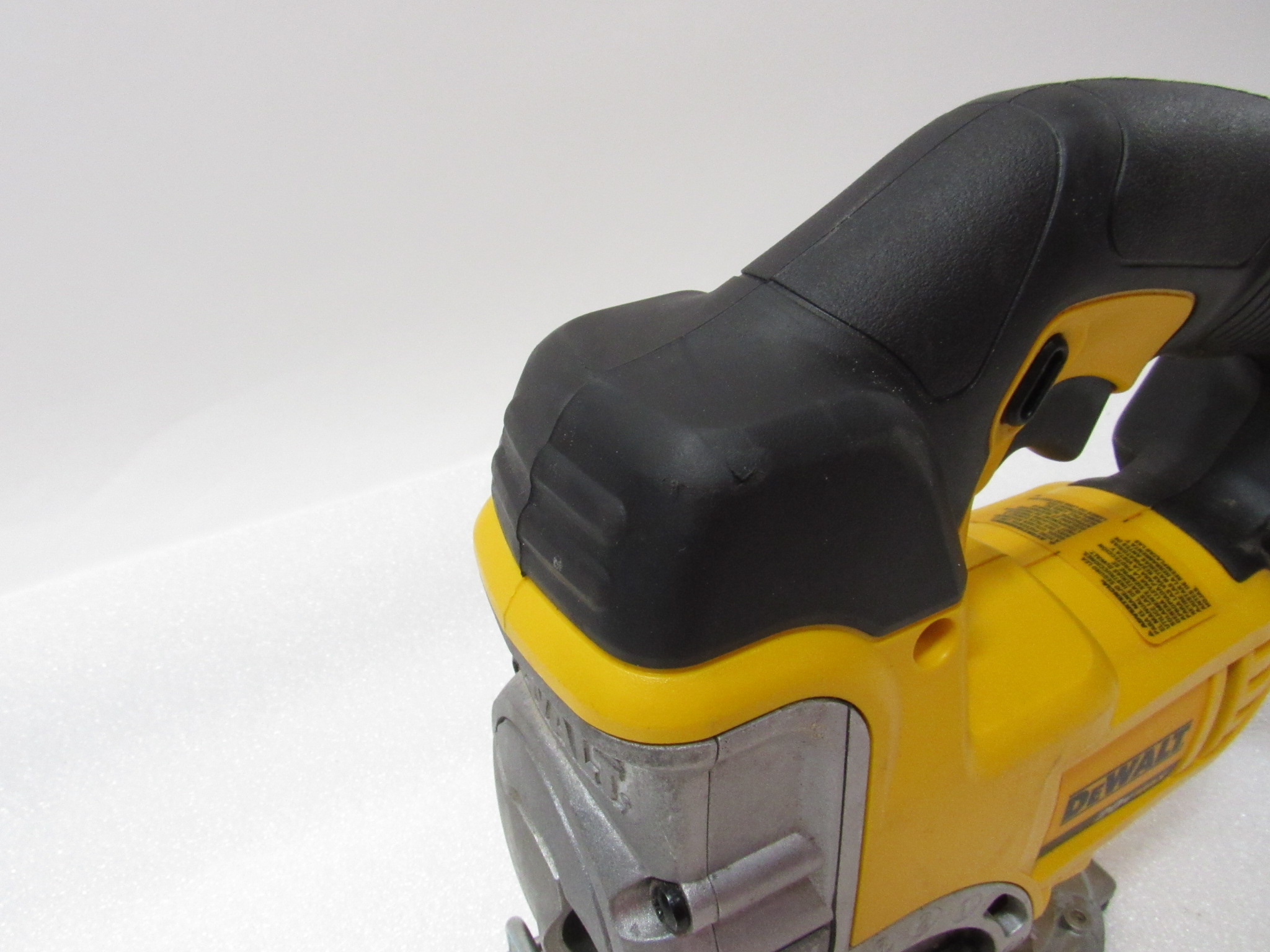 DeWalt DCS331 20Volt MAX Cordless Jig Saw