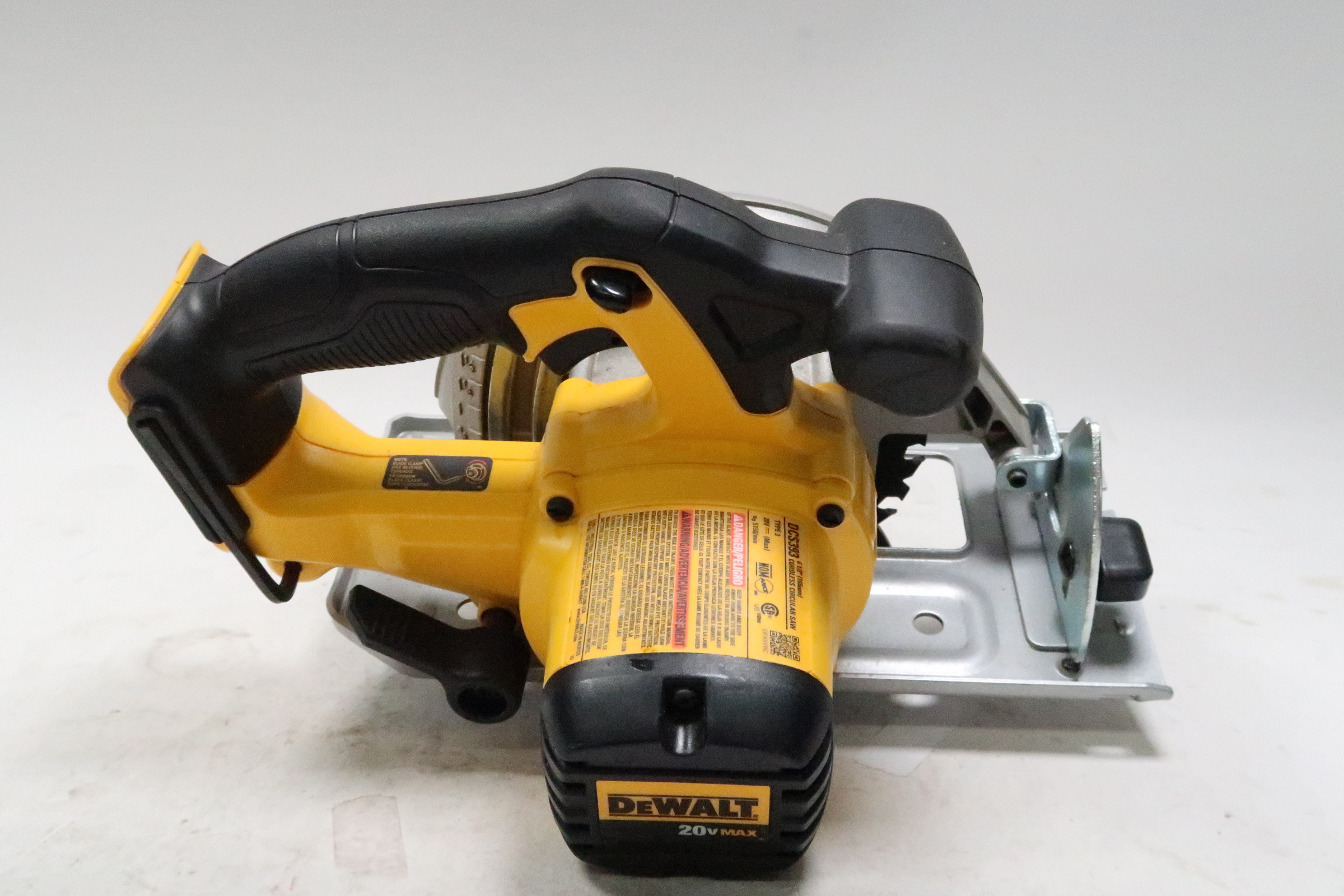 Dewalt DCS393 20V MAX 6 1/2