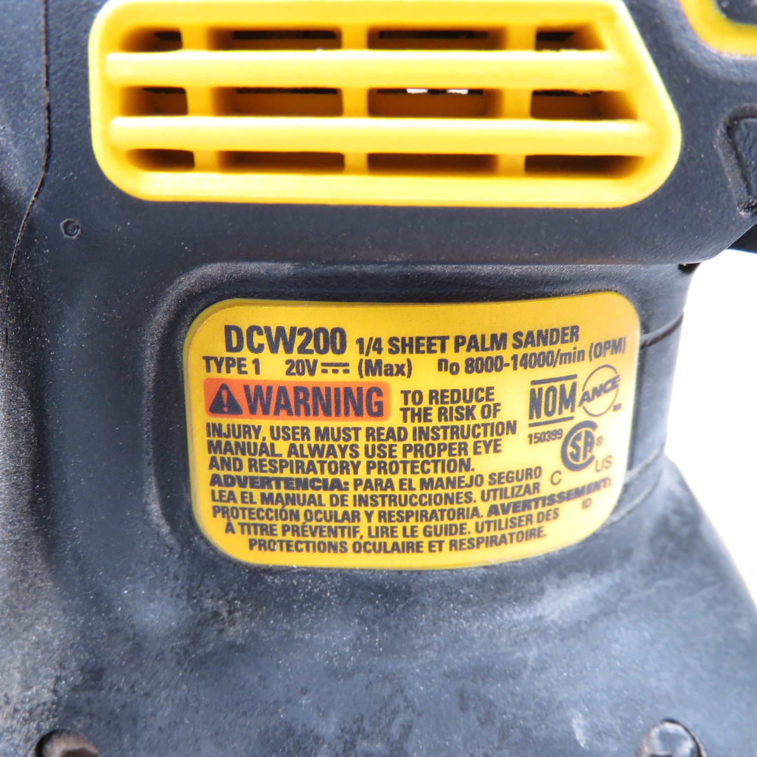DEWALT DCW200 20Volt MAX XR Cordless Brushless 1/4 Sheet Variable