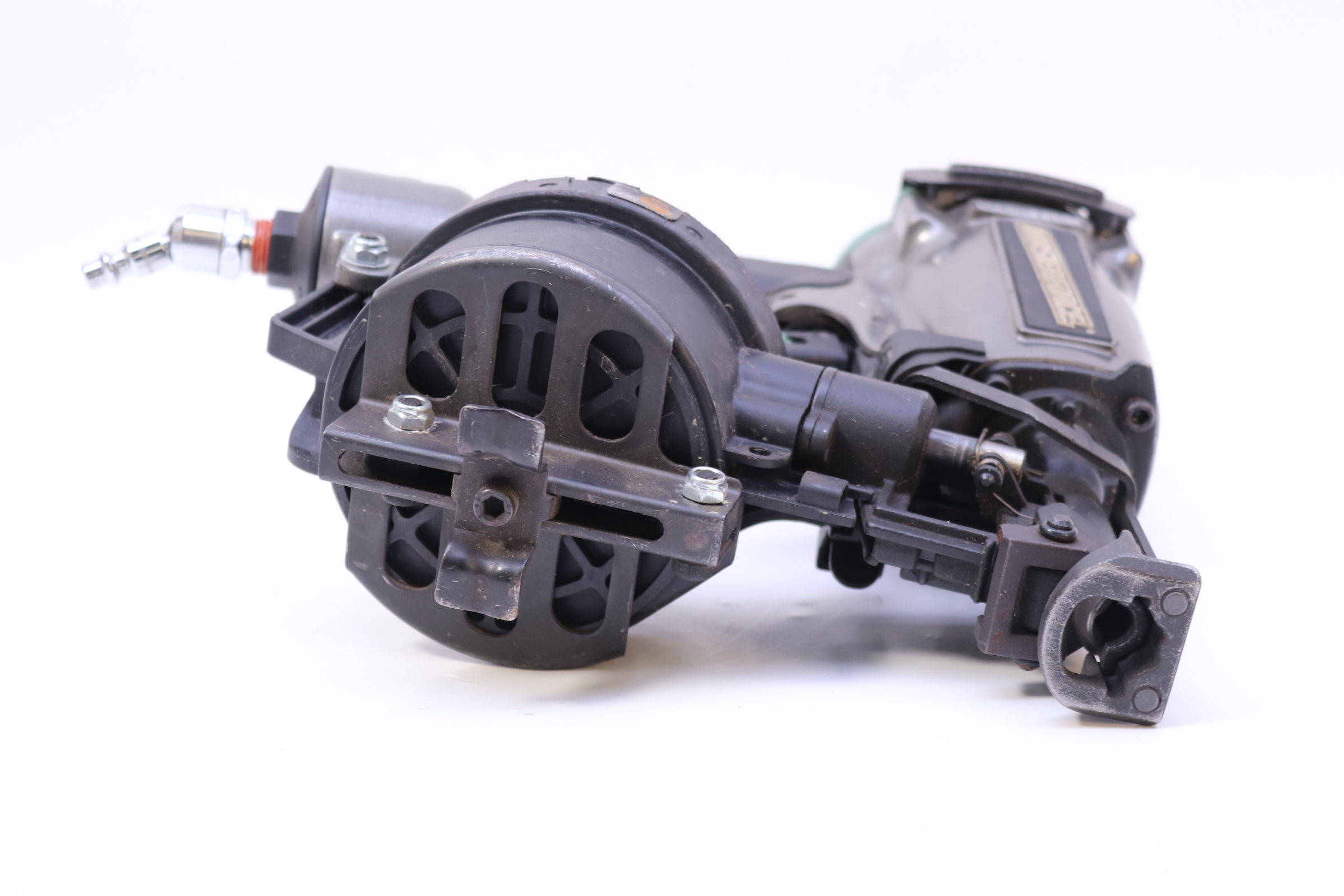 Masterforce 2085011 15 Degree Pneumatic Coil Roofing Nailer