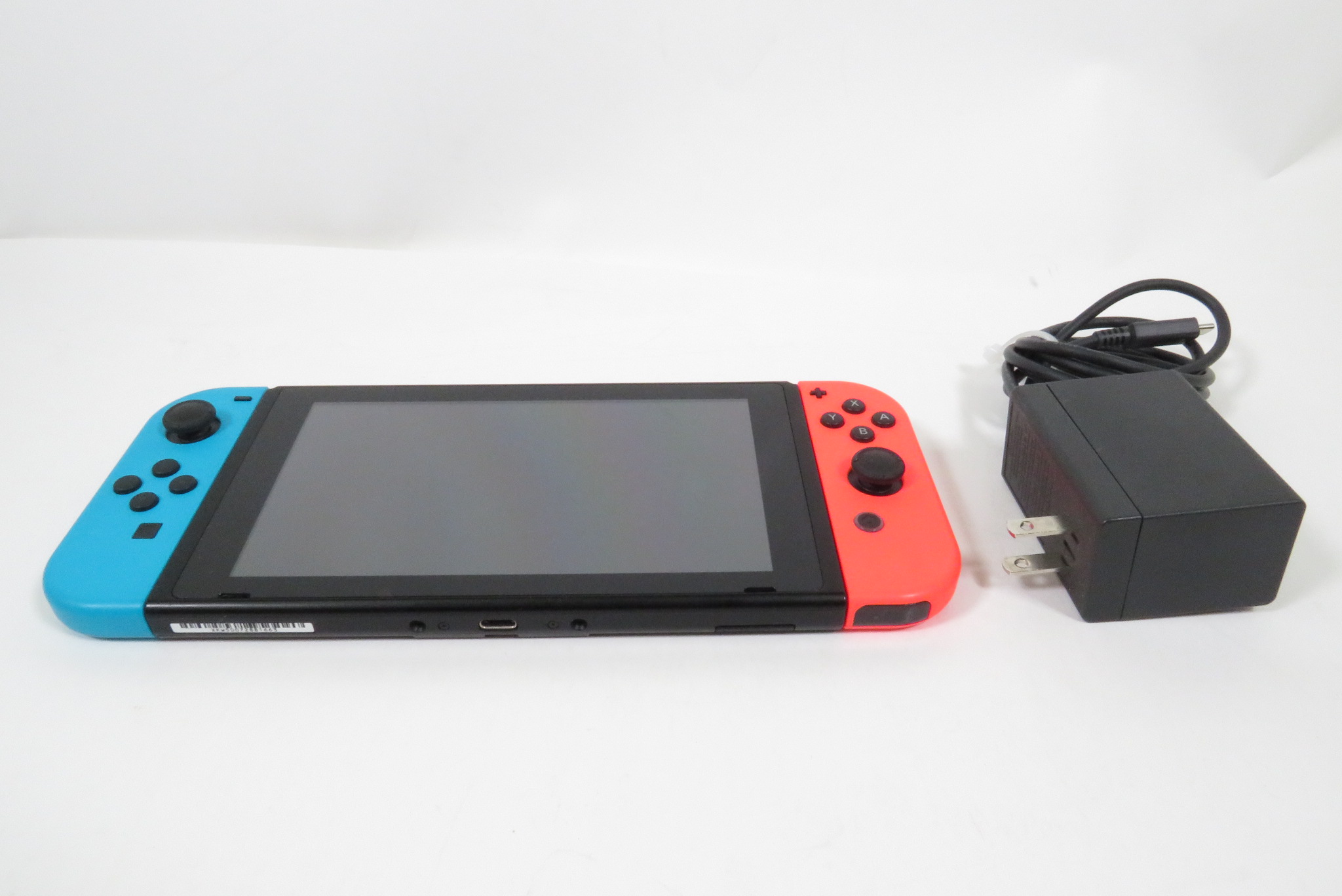 Nintendo Switch HAC-001(-01) Video Game System 6667