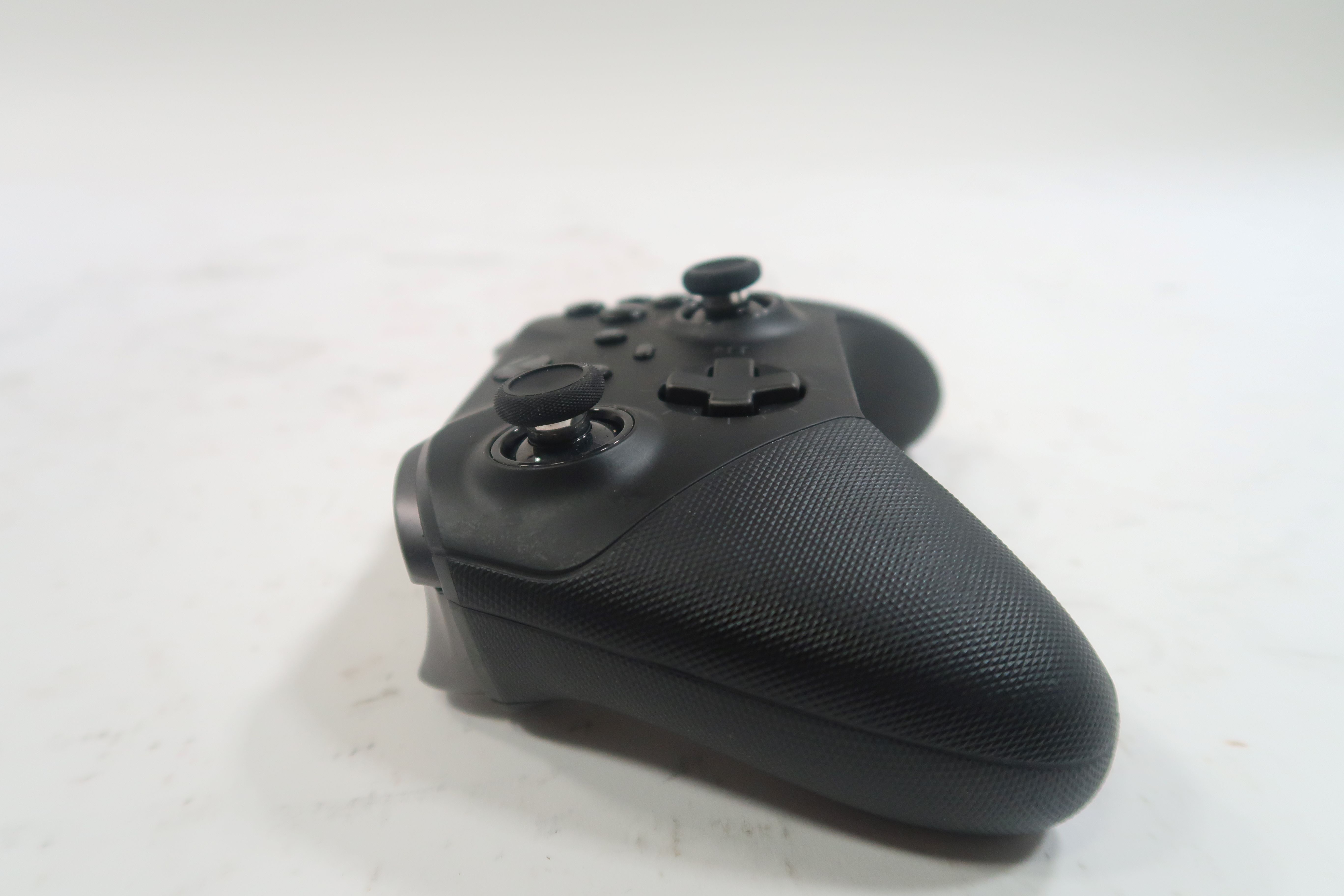 Microsoft 1797 Elite Series 2 Xbox One Wireless Controller - Black 6861
