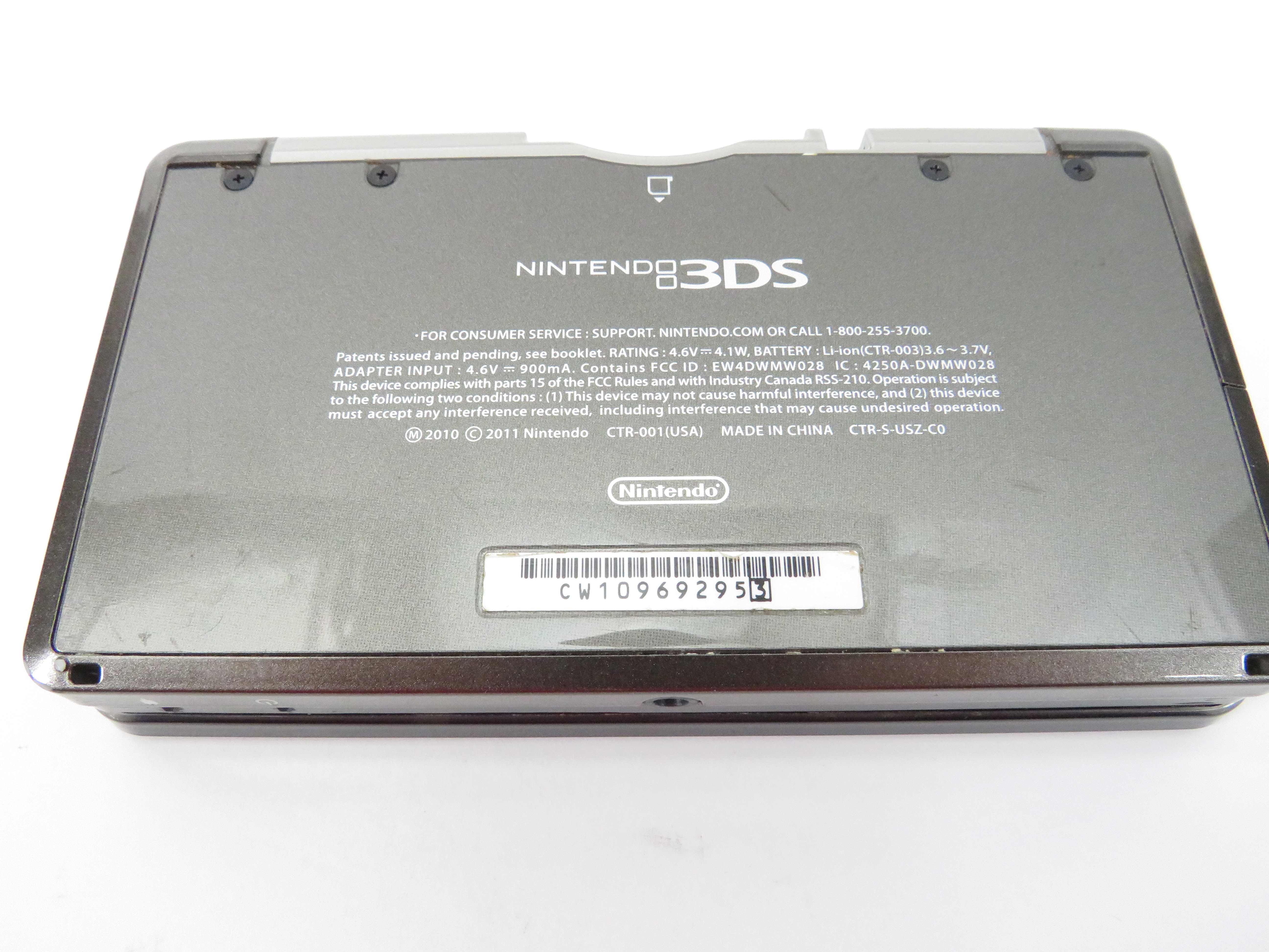 Nintendo 3DS Handheld Compact Video Game System CTR-001(USA