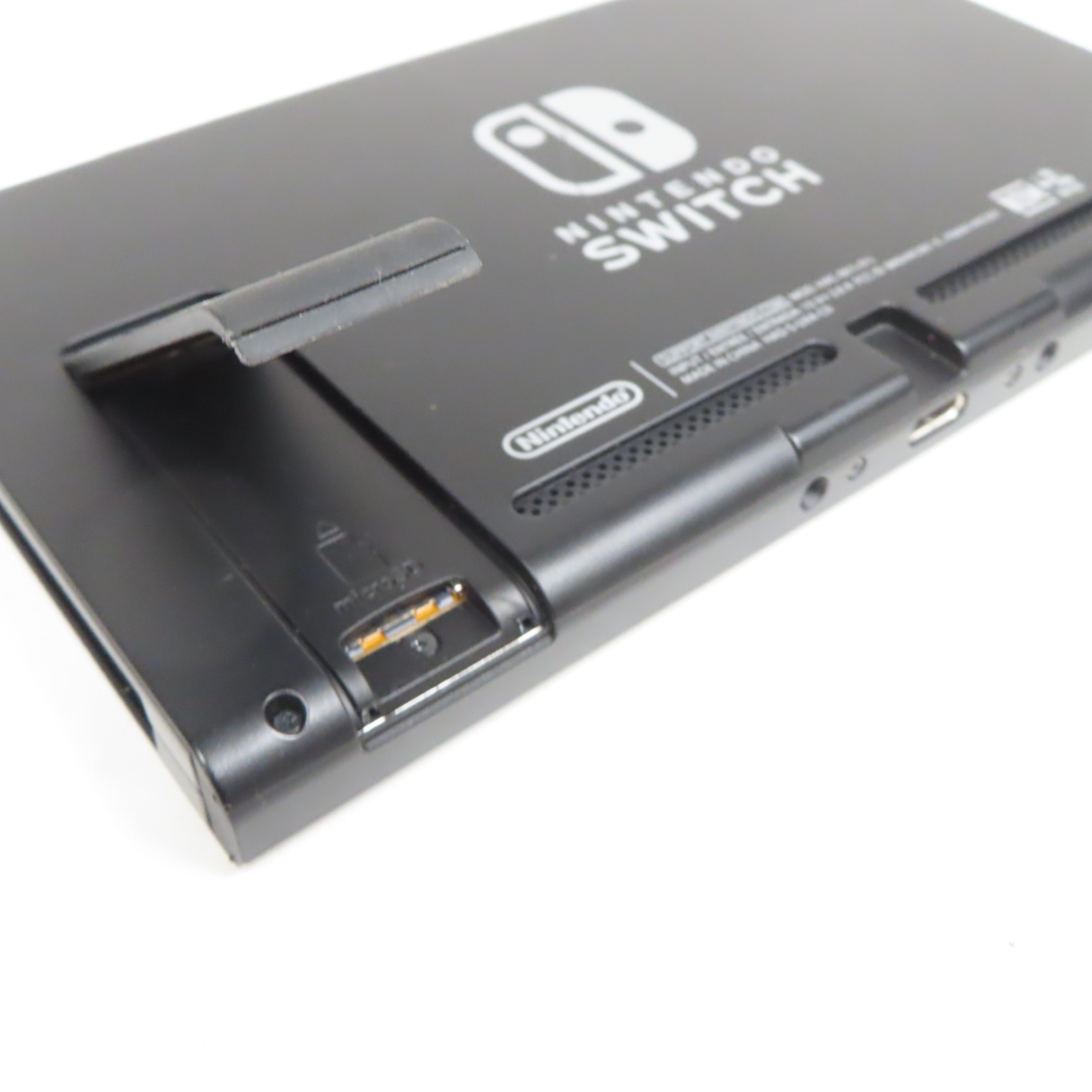Nintendo HAC-001(-01) Switch 32GB Video Game Console - Red/Green