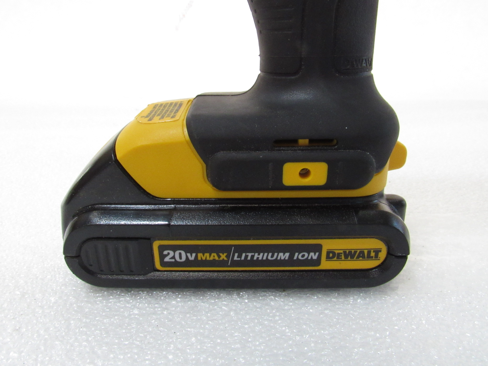 DeWalt DCD771 20V MAX Cordless 1/2" Drill/Driver