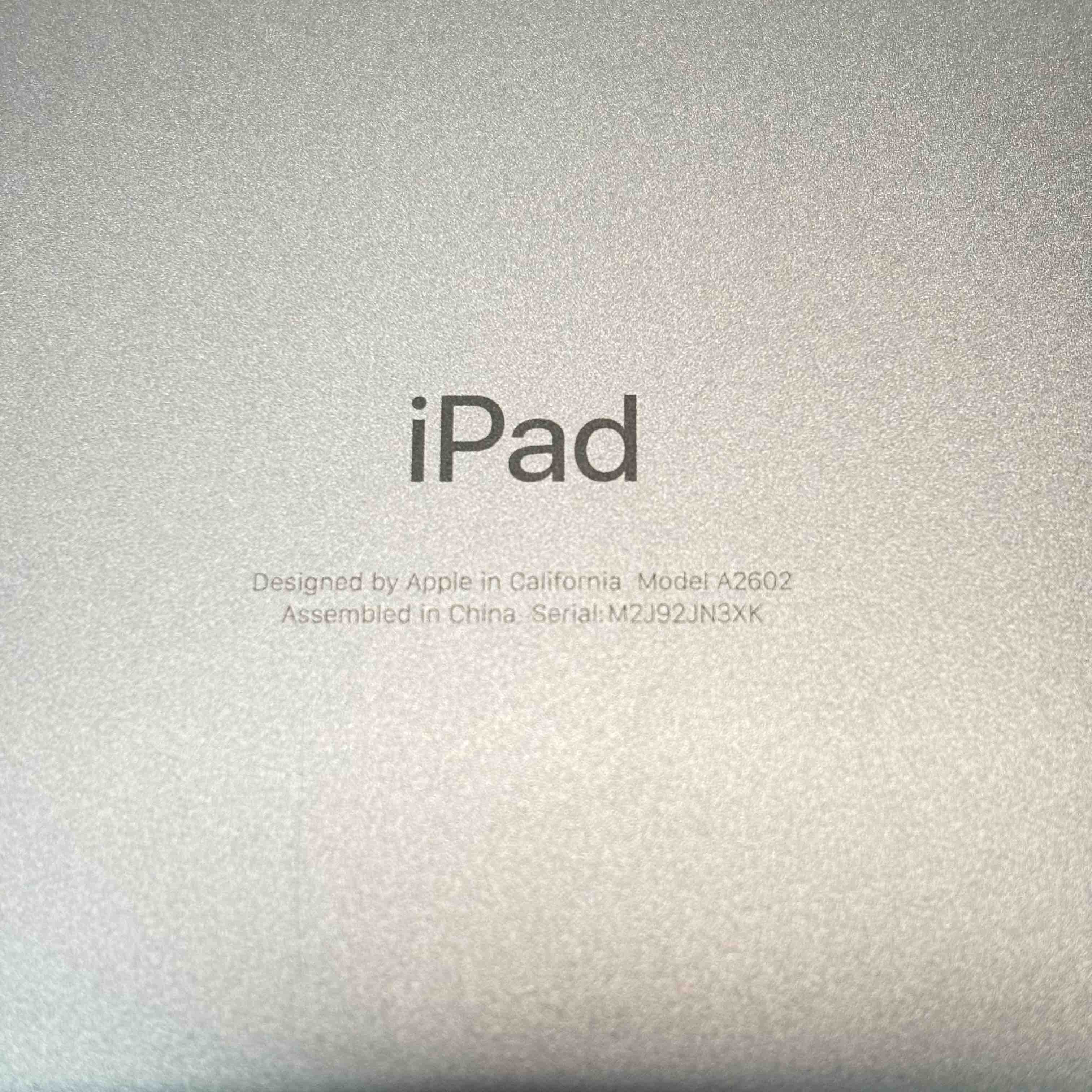 Apple iPad MK2K3LL/A A2602 9th Gen 64GB Wi-Fi Storage 10.2