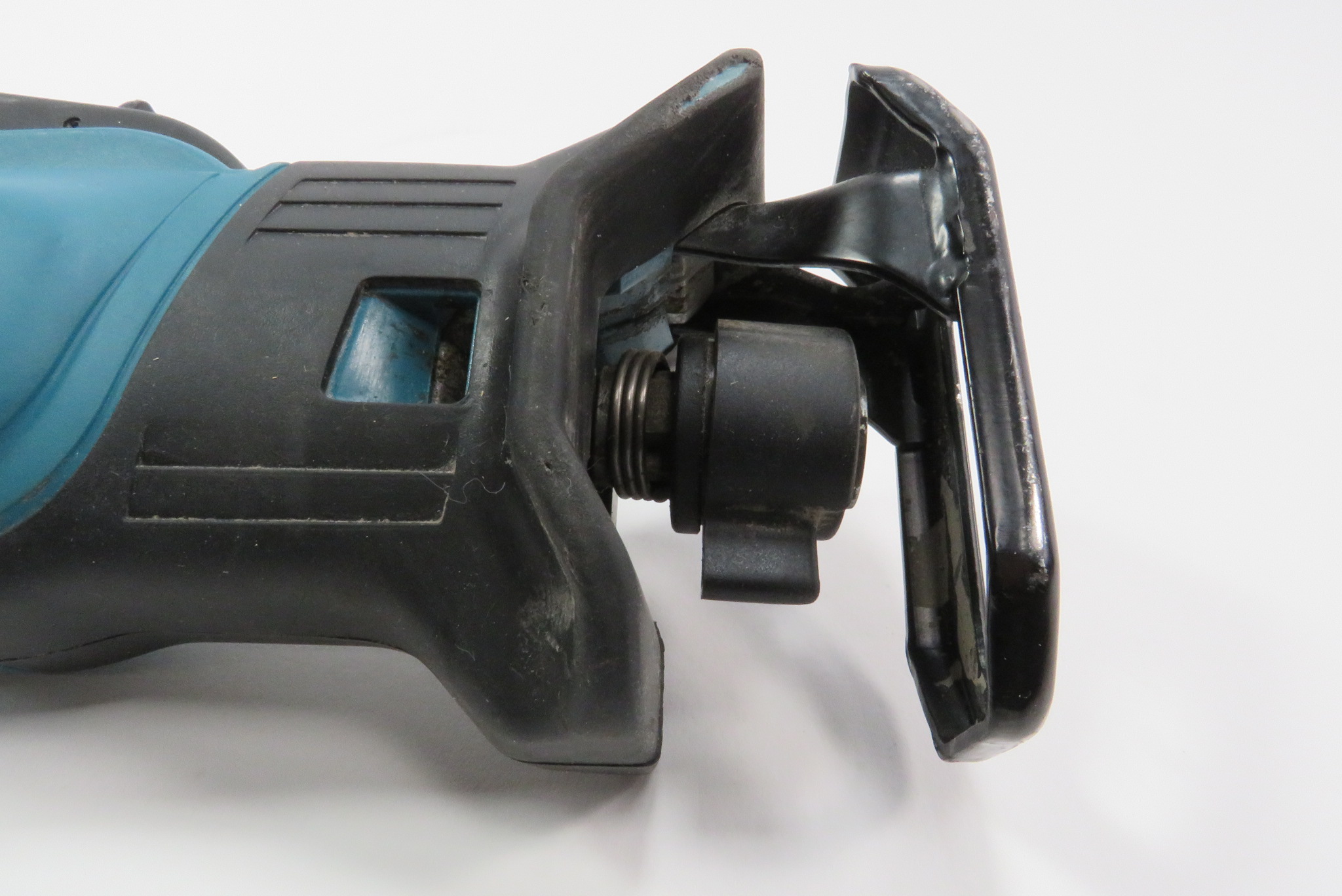 Makita XRJ01 18V LXT LiIon Cordless Reciprocating Saw