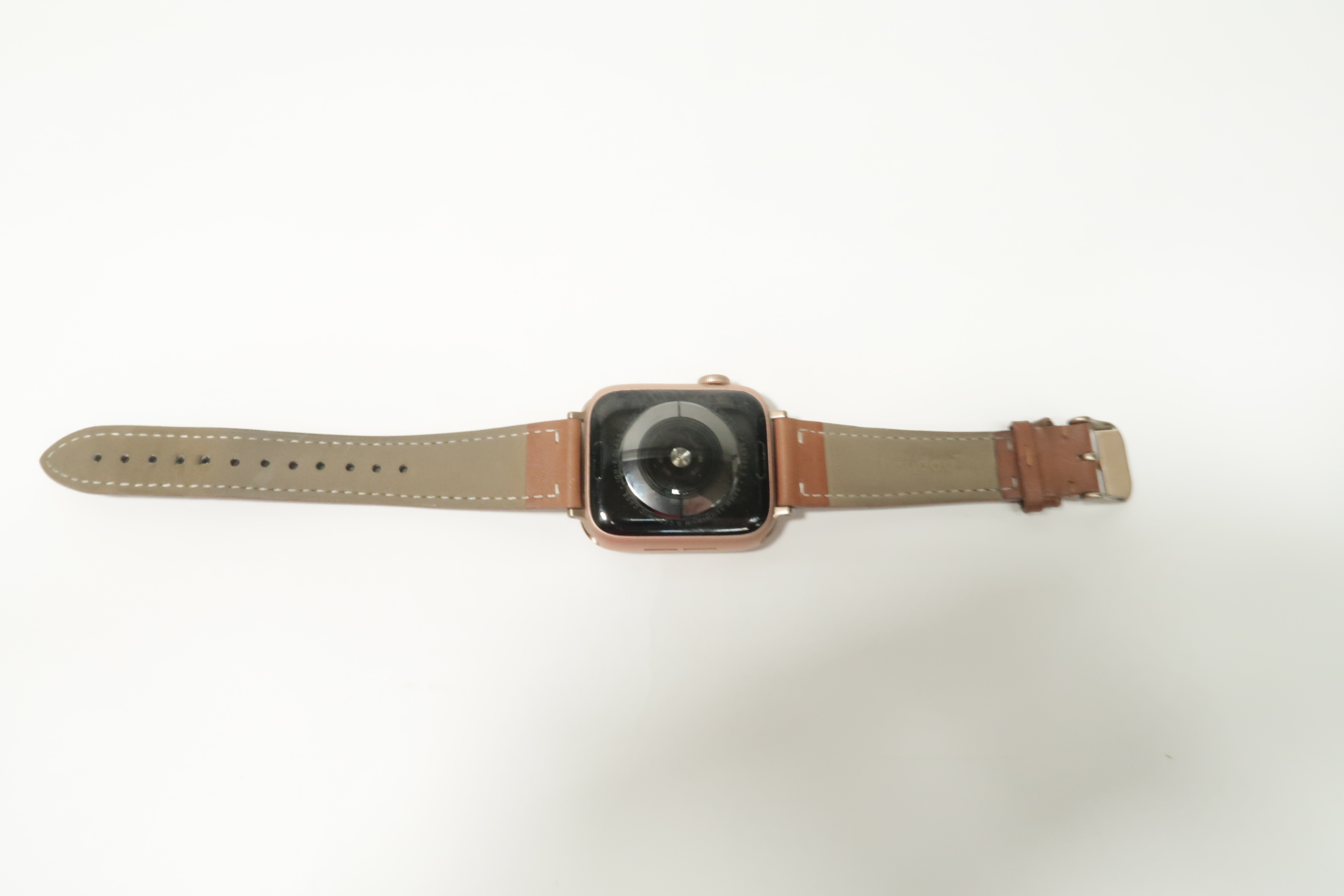 Apple Watch Series 5 A2095 (GPS + Cellular) 44mm Touchscreen Aluminum