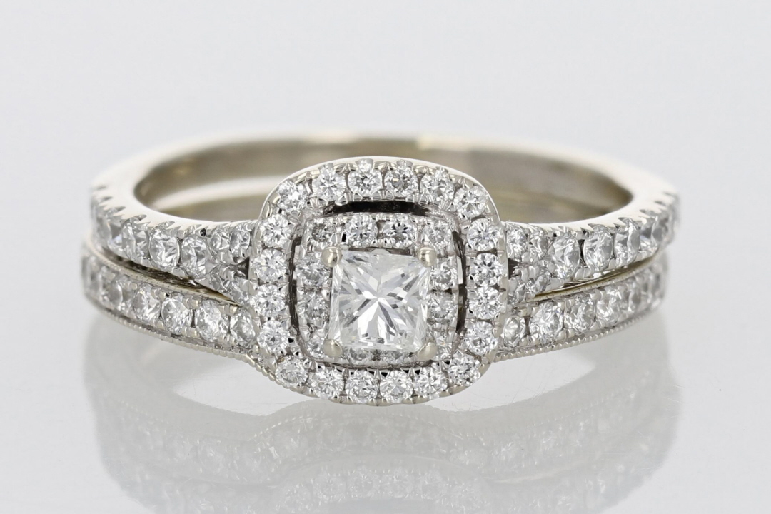 Neil Lane 1.25ctw Princess Diamond Halo Wedding Set Rings 14k White Gold Size 9
