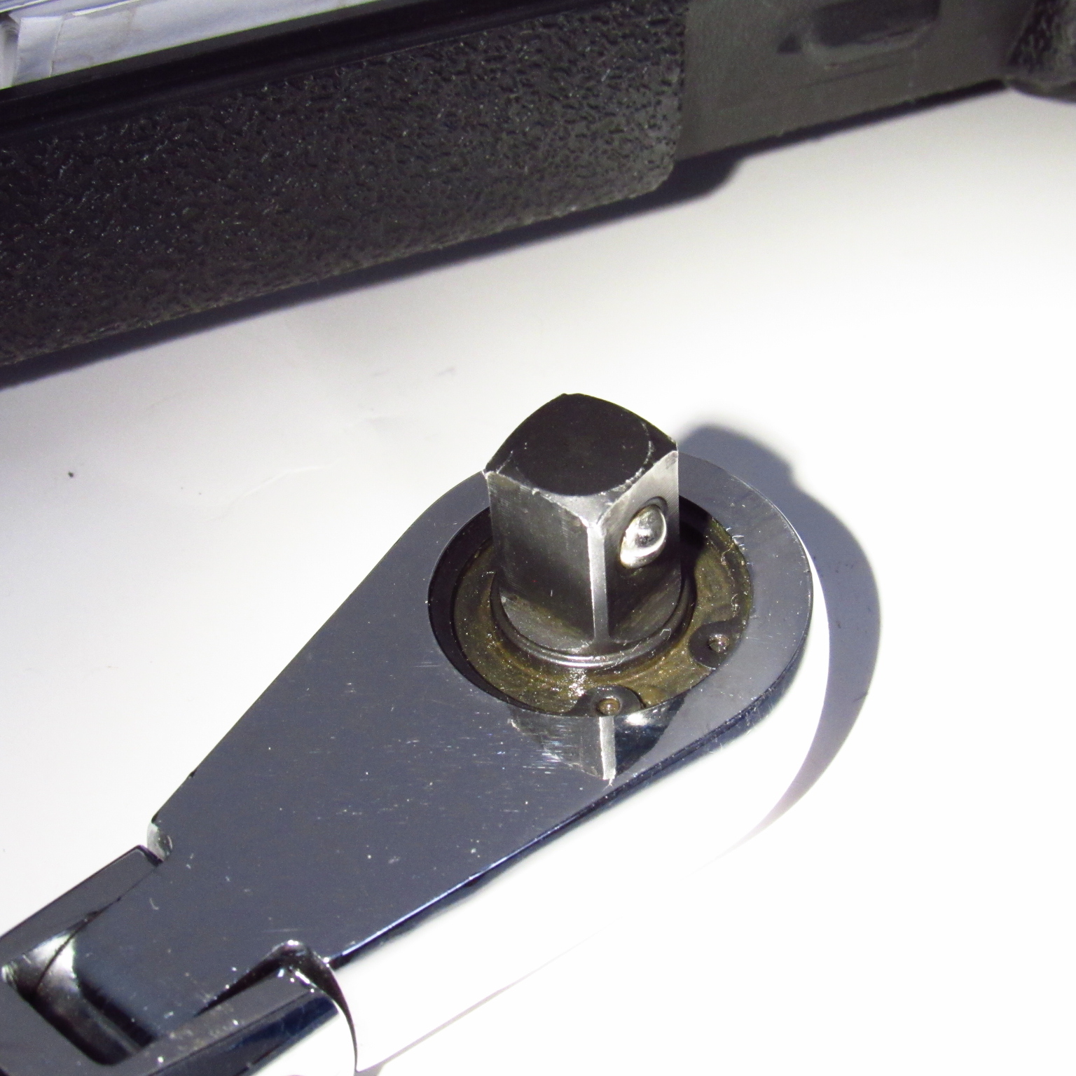 ETORK (EC3250) 1/2-Inch Drive Click Style Electronic Torque Wrench (25-250 Ft.-LB./33.9-339 N.m