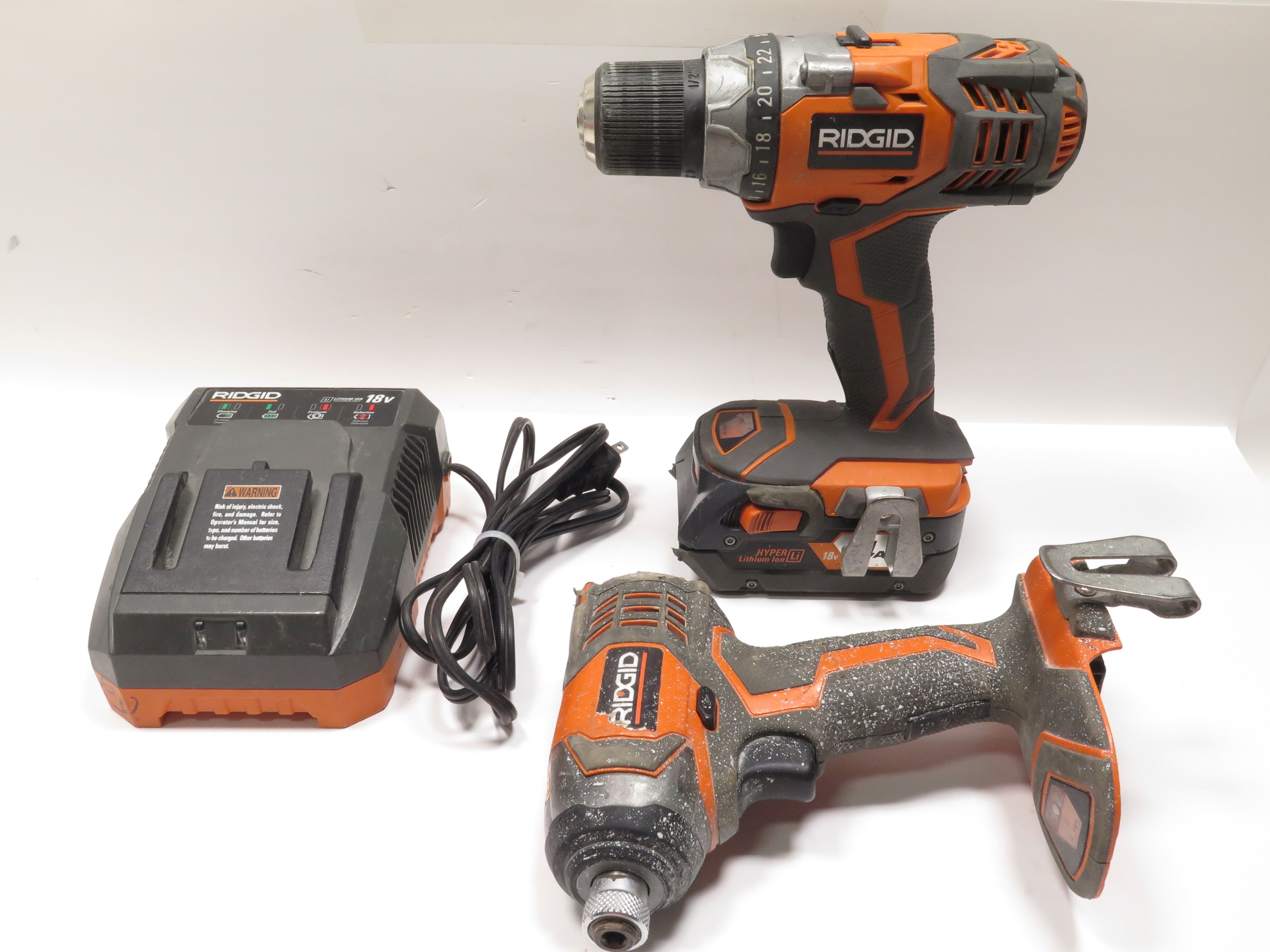 Ridgid R86008 18V Cordless 2 Tool Combo Kit 1 2 Drill 1 4 Impact Driver 1428