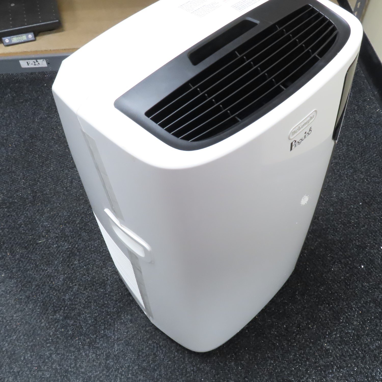 DeLonghi PAC EL275HGRKC3AL WH Portable Air Conditioner (Local PickUp