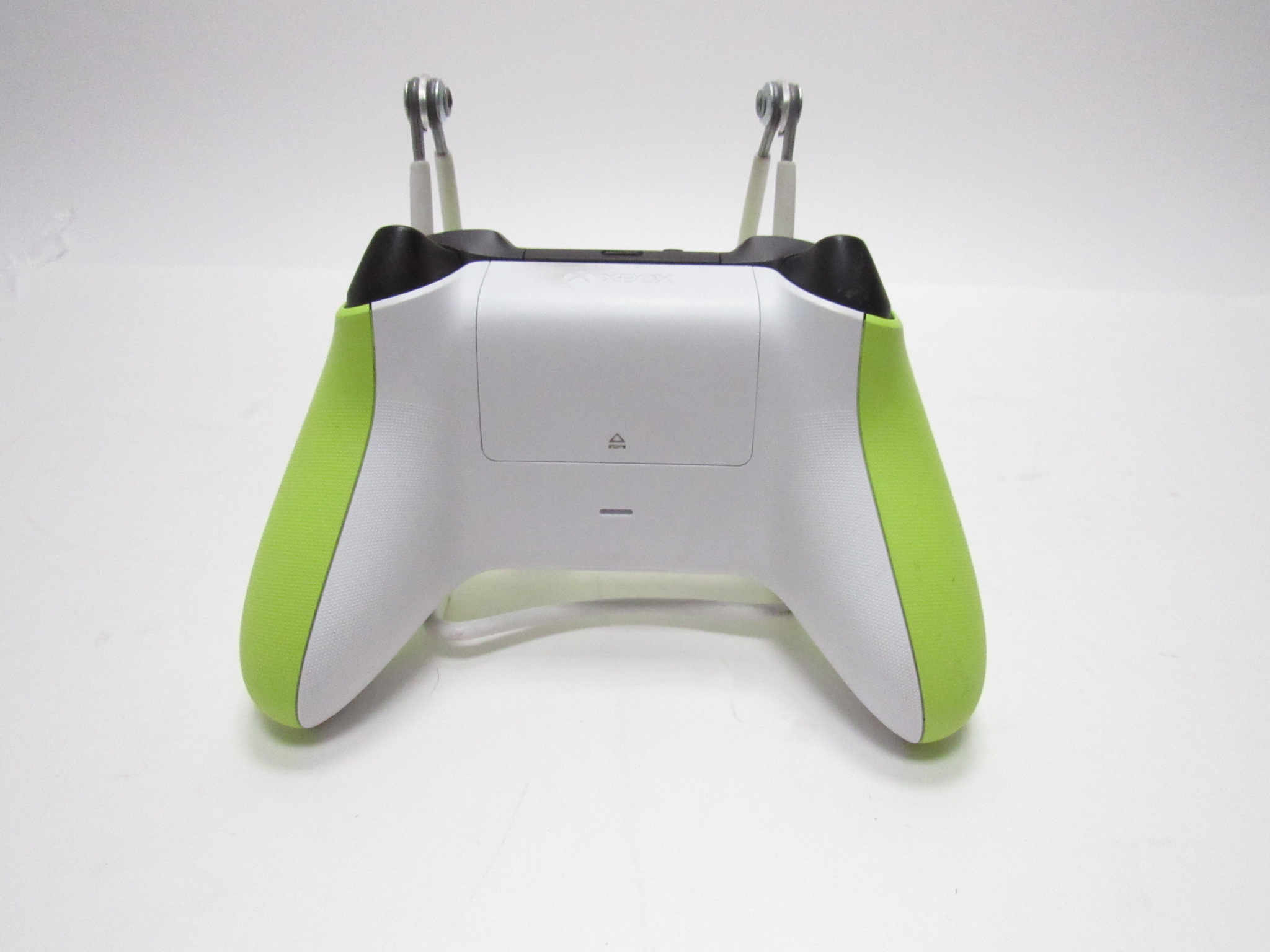 Microsoft Xbox One Series X S Wireless Controller Model 1914 Lime Green