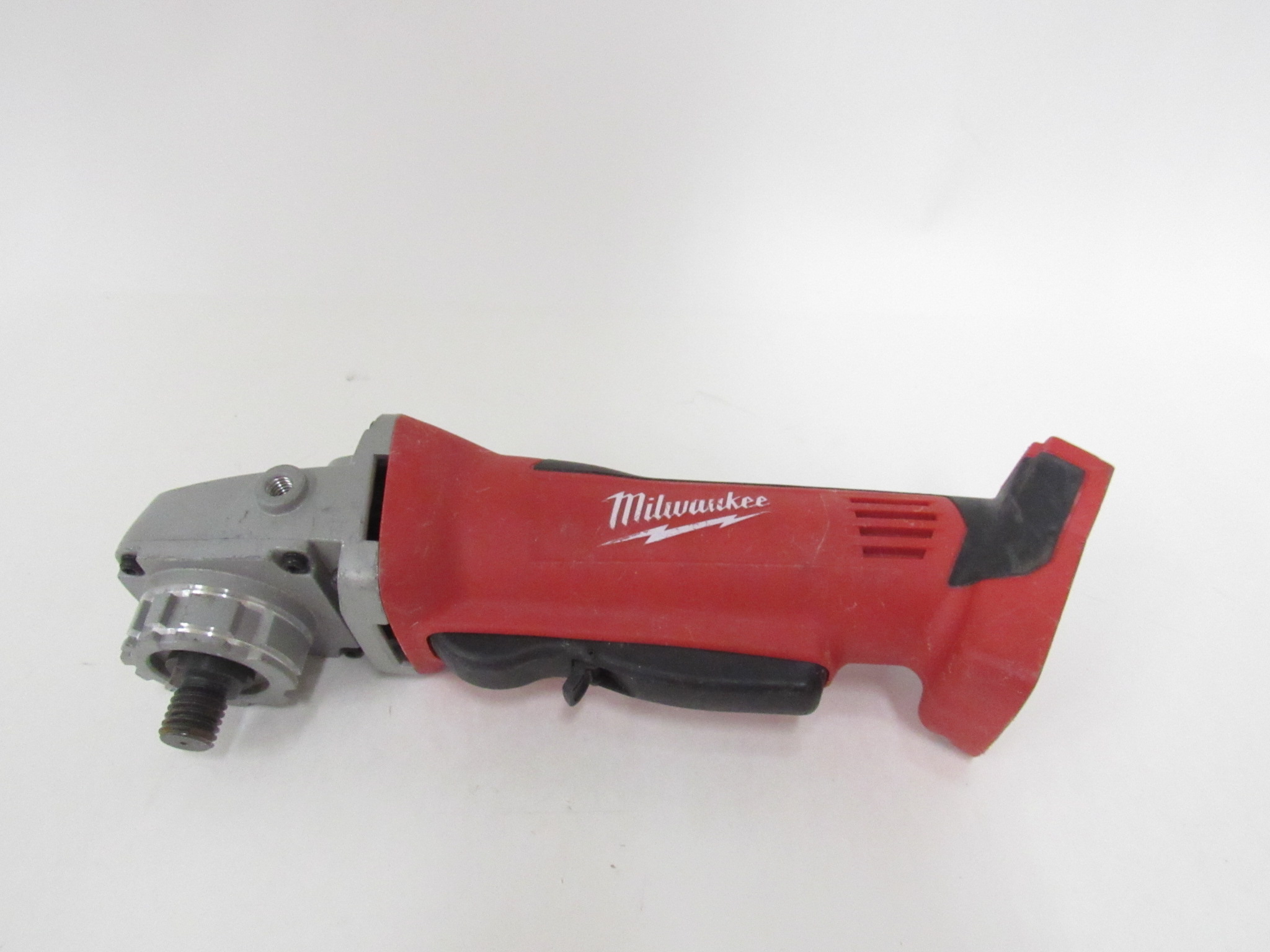 Milwaukee 2680-20 M18 18V Lithium-Ion Cordless 4-1/2 in. Cut-Off