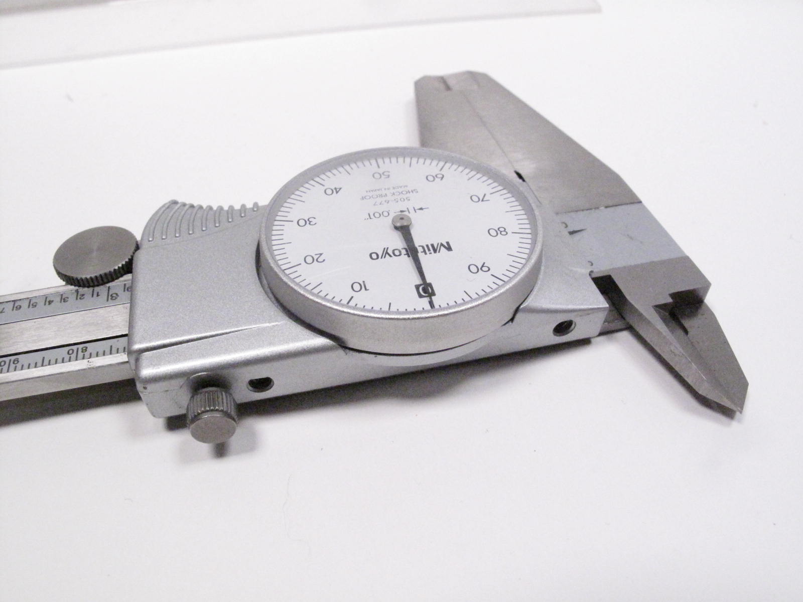 Mitutoyo 505677 Dial Caliper 12" Stainless Steel 4975