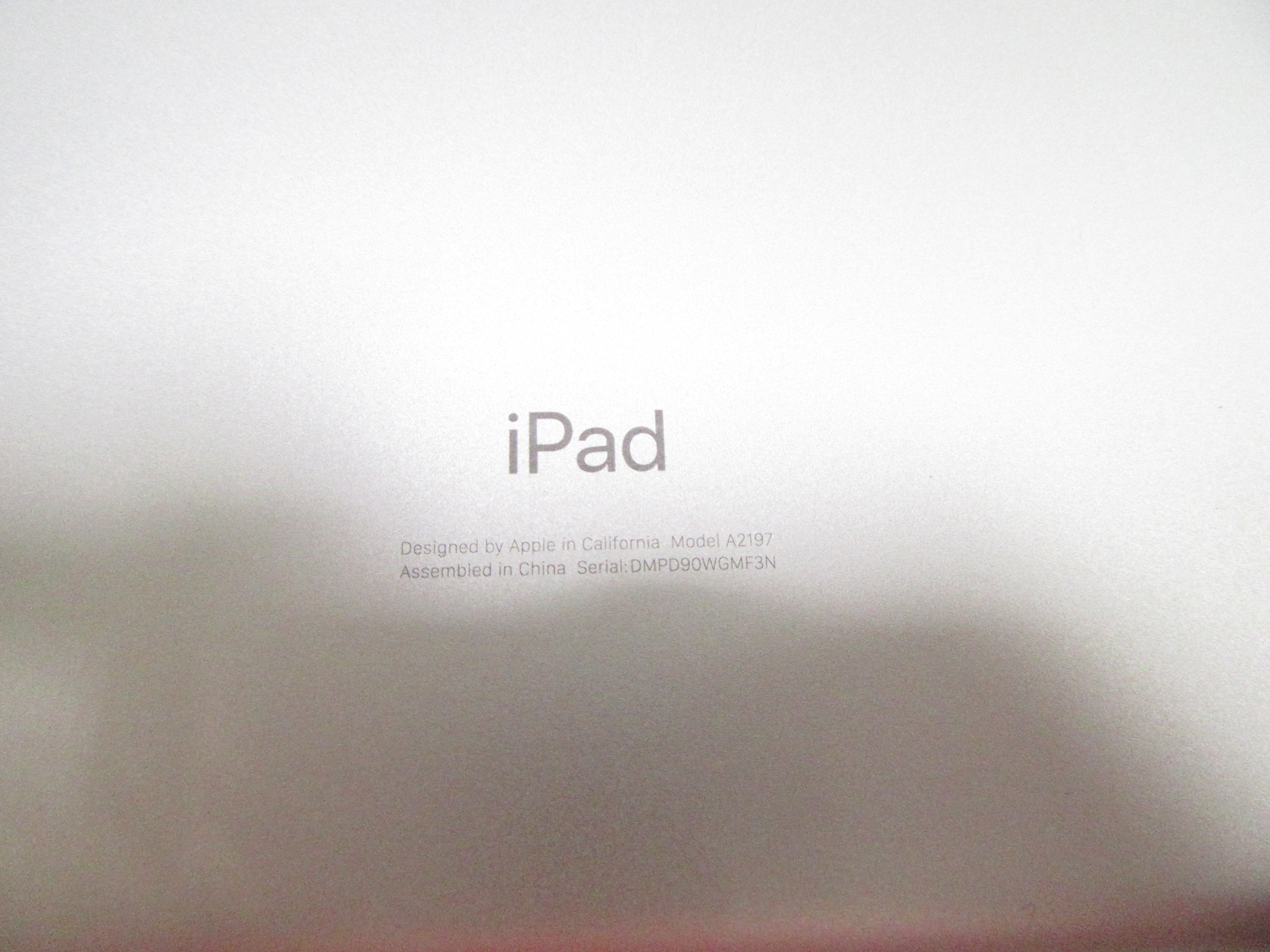 Apple iPad 7th Gen A2197 Silver 32GB 10.2