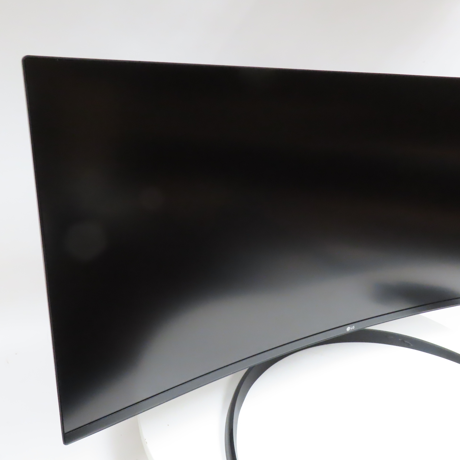 LG 34WP65C-B Ultrawide 34
