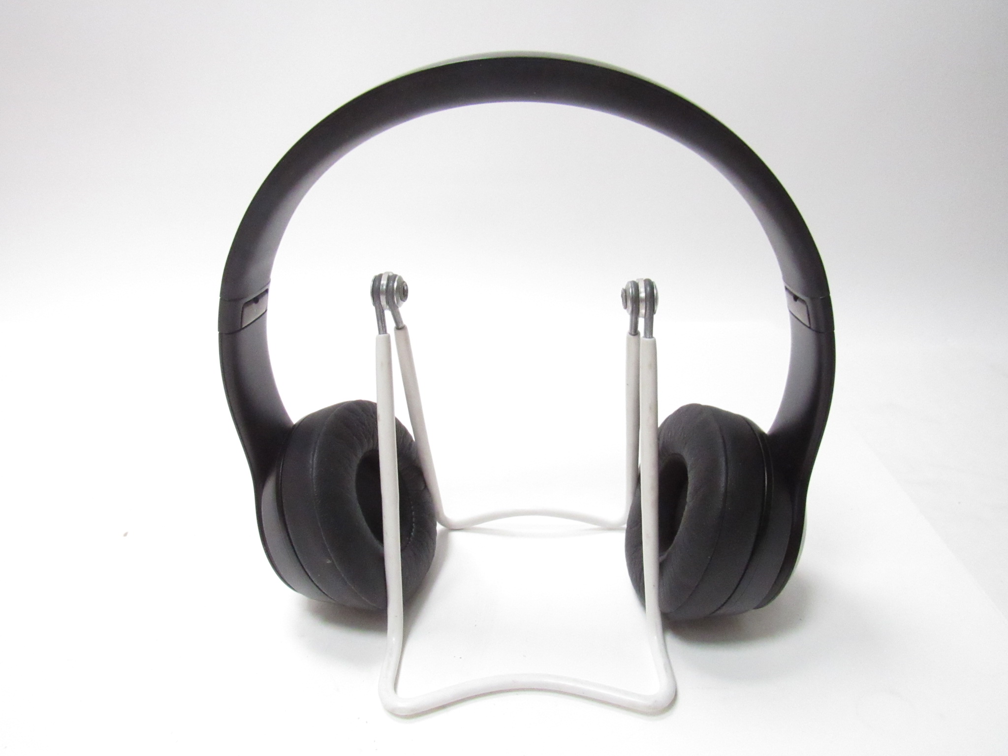 Apple Beats Solo 3 A1796 Wireless Bluetooth Headphones Black