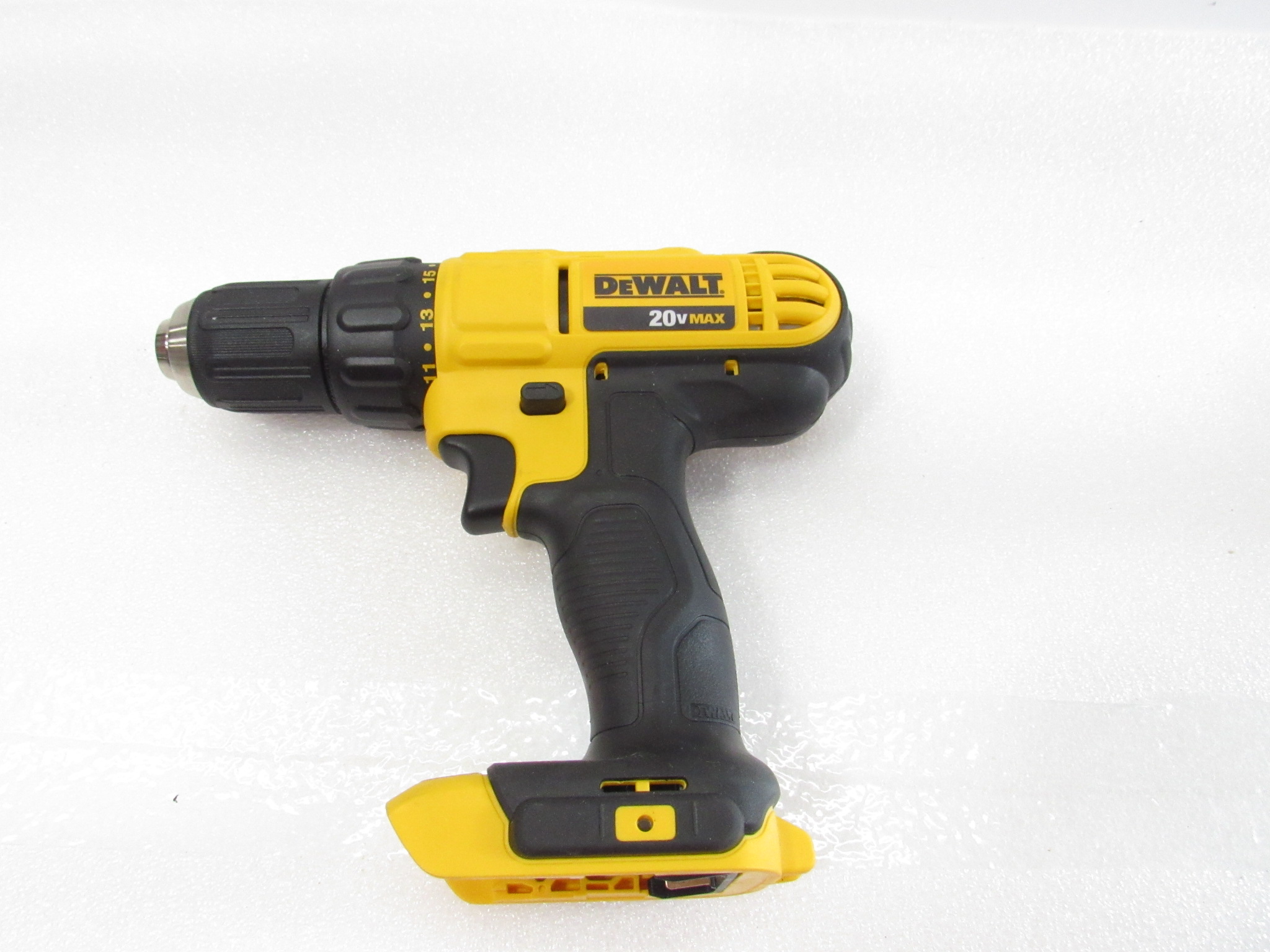 Дрель шуруповерт dewalt 2.0 ач dcd771d2. Дрель шуруповерт dewalt 2.0 ач dcd771d2