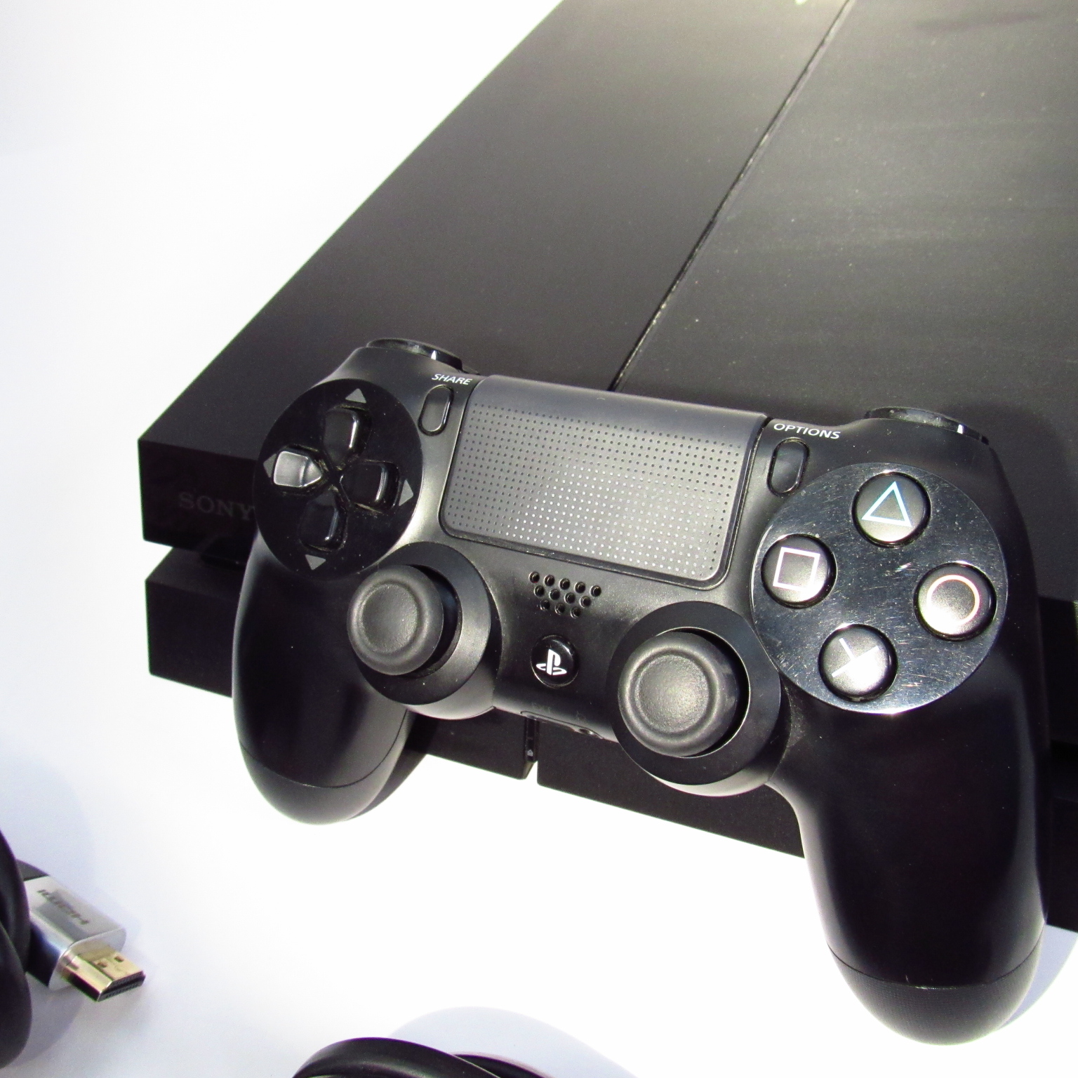 Sony PlayStation 4 CUH1001A 500GB Video Game Console 2450