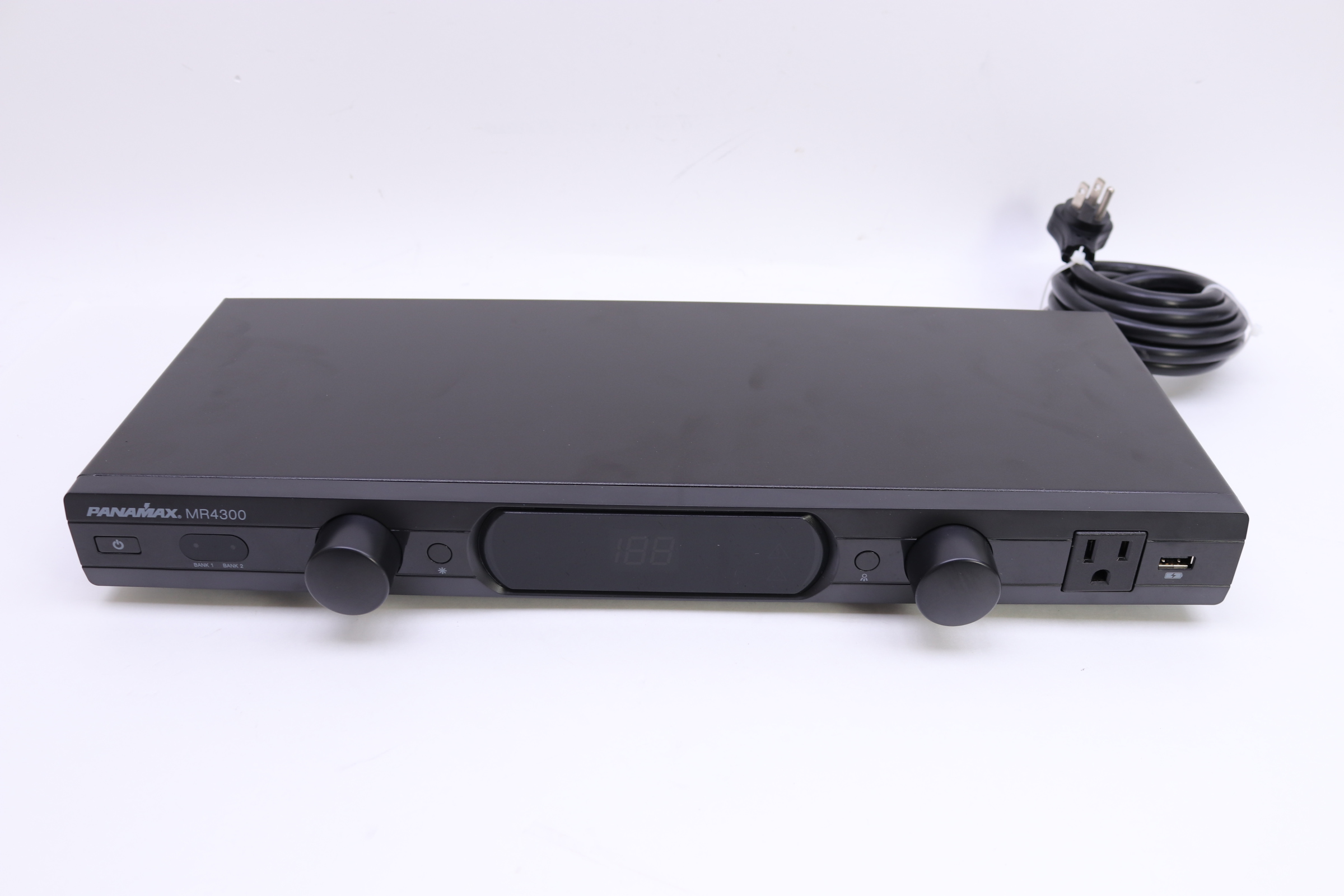 Panamax MR4300 9 Outlet Power Management Surge Protector