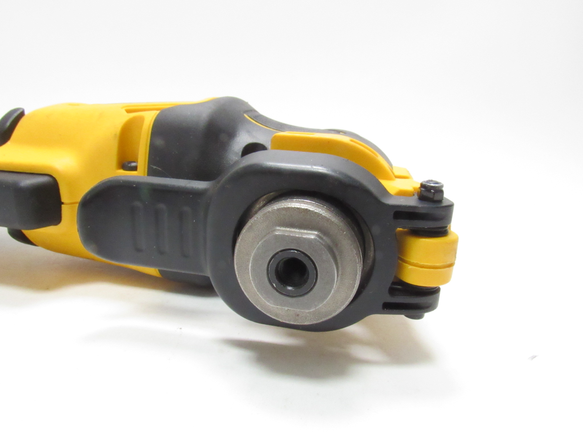 DeWalt DCS354 ATOMIC 20-Volt MAX Cordless Brushless Oscillating Multi-Tool