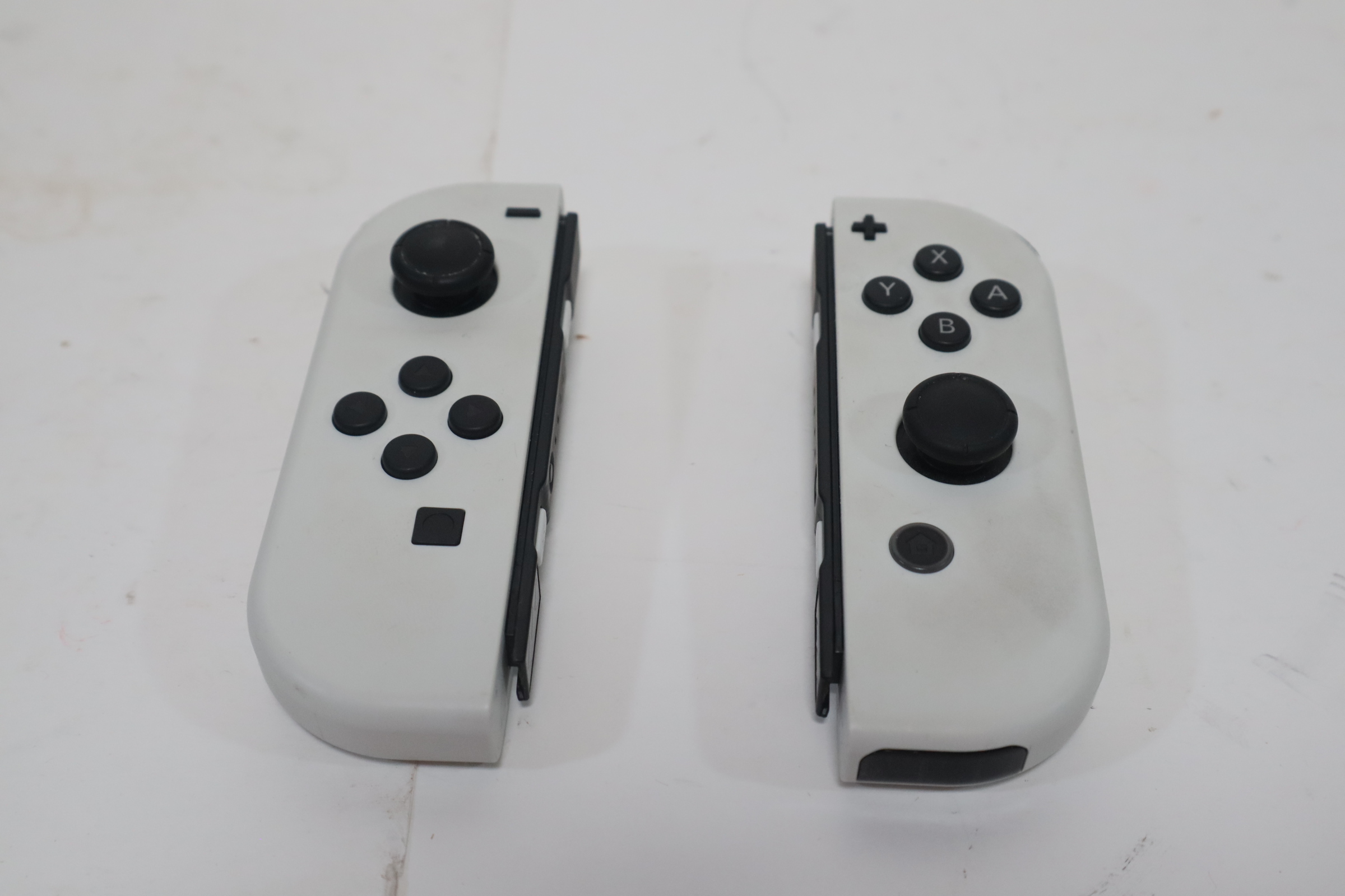 Nintendo Switch OLED Model HEG-001 7