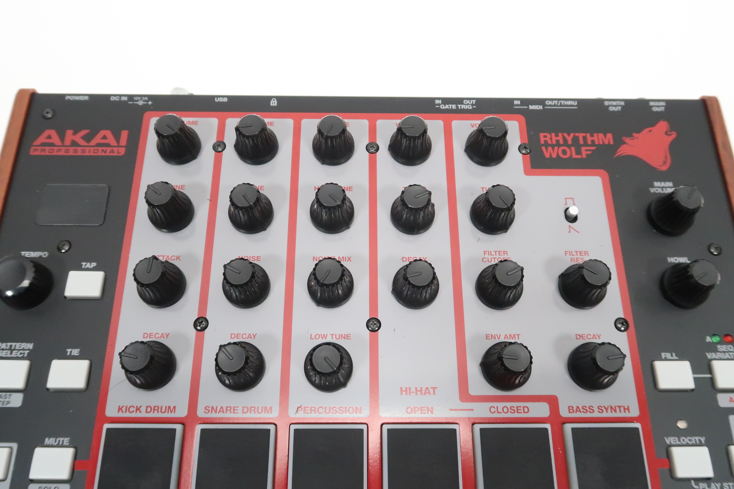 Akai Professional Rhythm Wolf - Analog Drum and Bass Synthesizer