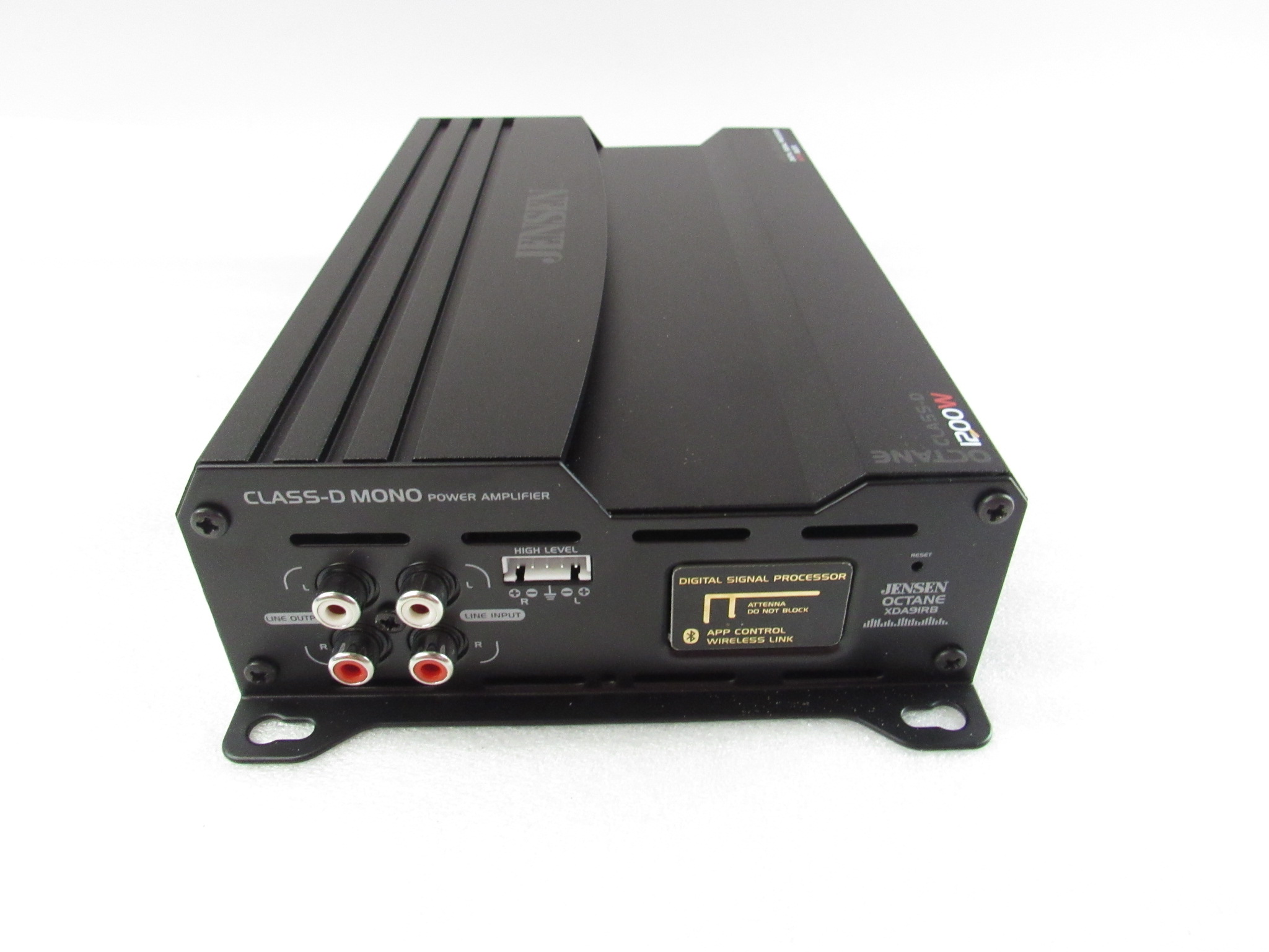 Jensen XDA91RB Class D Mono 1,200 Watts of Total Dynamic Power
