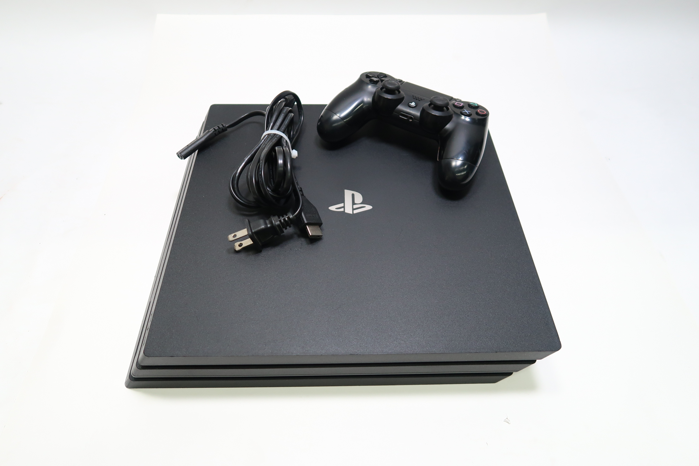Sony Playstation 4 PS4 Slim 1TB CUH-2015B w/ Controller & Cables & Box  Tested