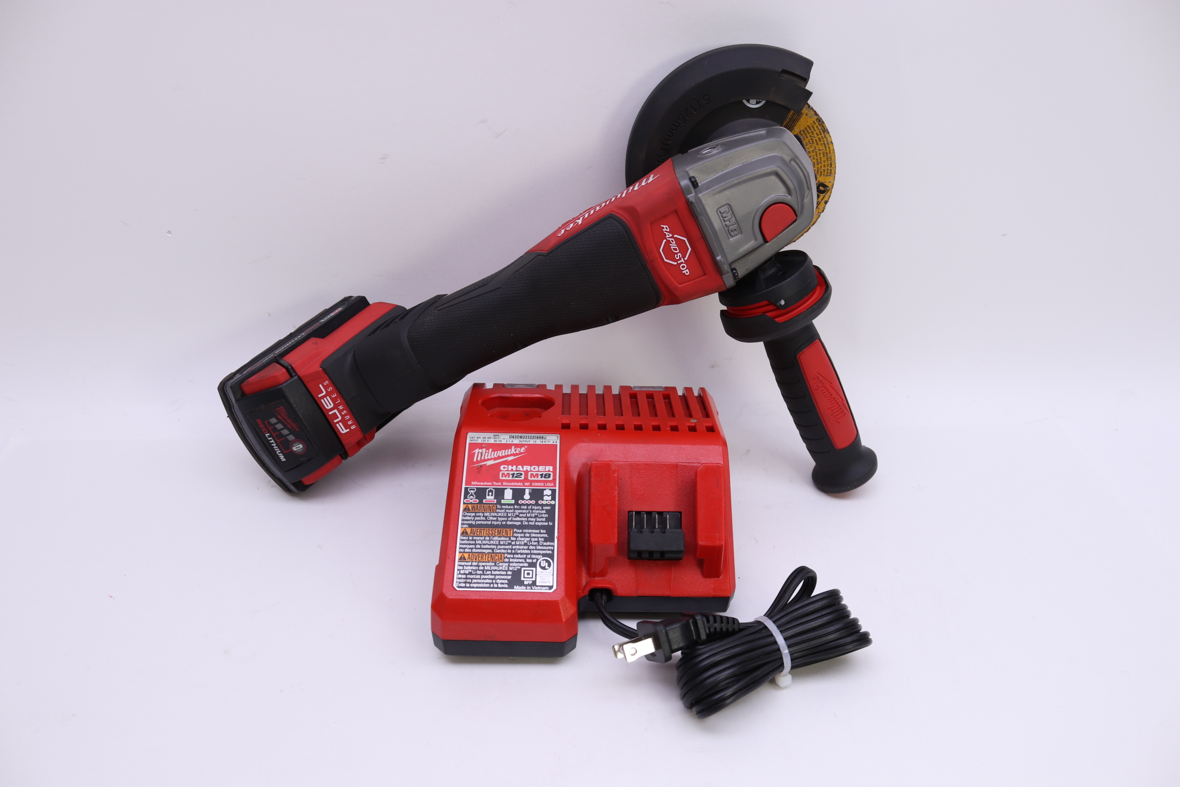 Milwaukee 288020 M18 FUEL LithiumIon 41/2"/5" Paddle Switch Grinder