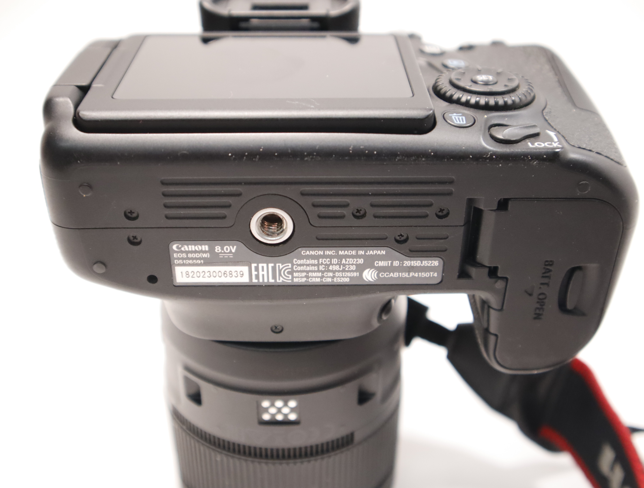 Canon EOS 80D 24.2MP Digital SLR Camera Canon EF-S 18-135mm Lens
