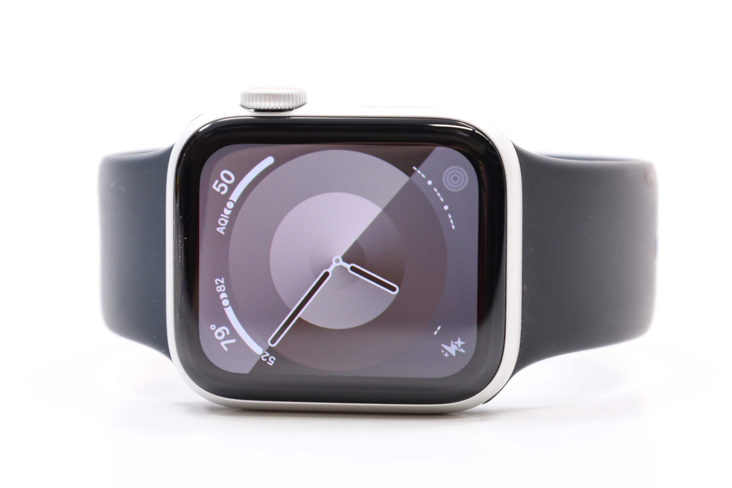1504 電池最良好☆Apple おろす Watch SE 40mm セルラーモデル☆