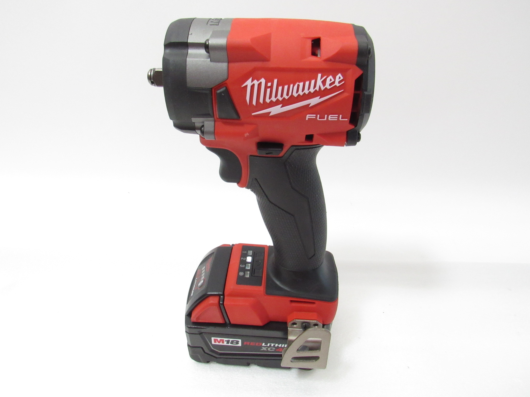 Milwaukee 2854-22R M18 FUEL 3/8 " Compact Impact Wrench W Friction Ring Kit Milwaukee Mil2854 22r