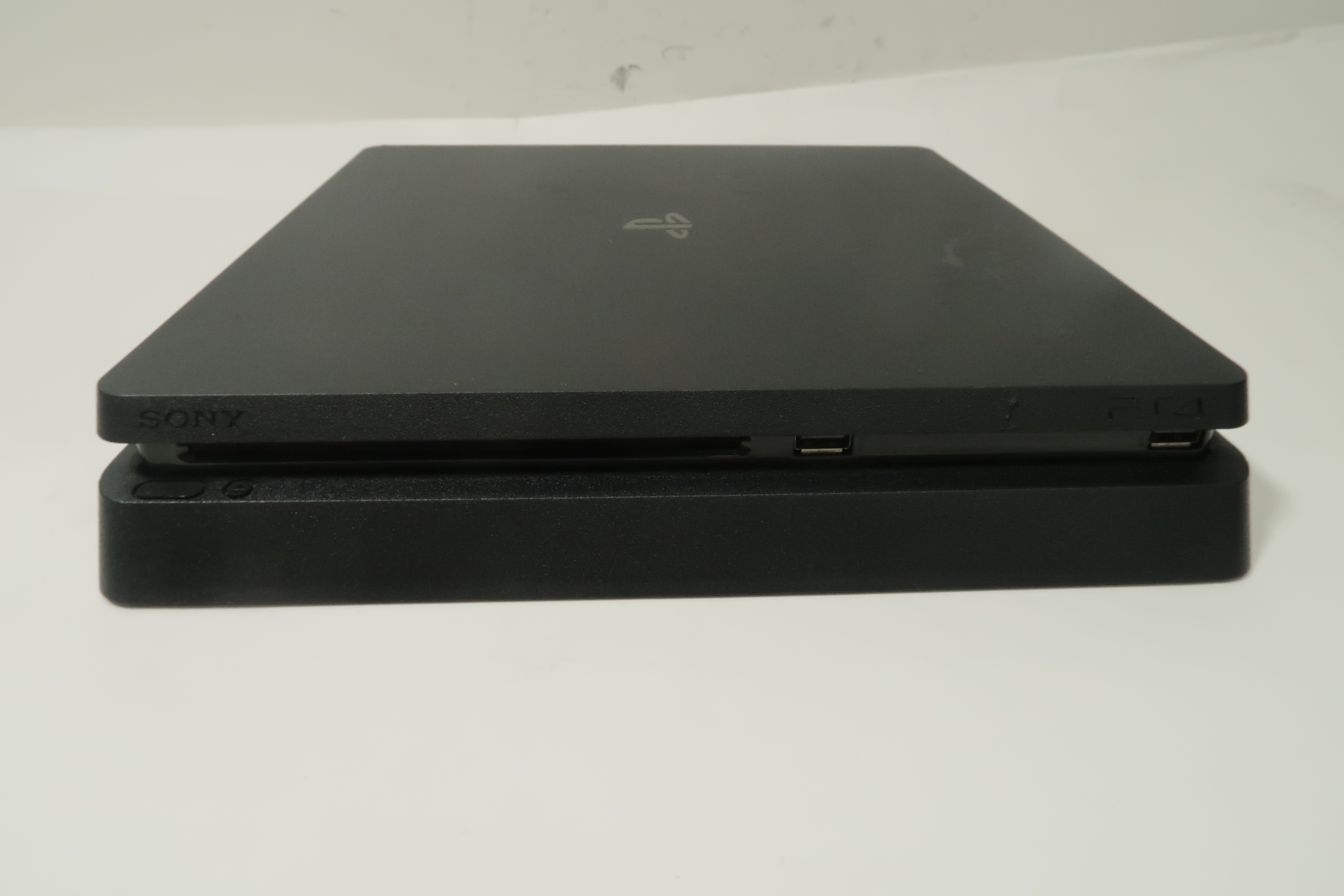 Sony PlayStation 4 Slim CUH-2215B 1TB HDD Black Home Video Game Console ...