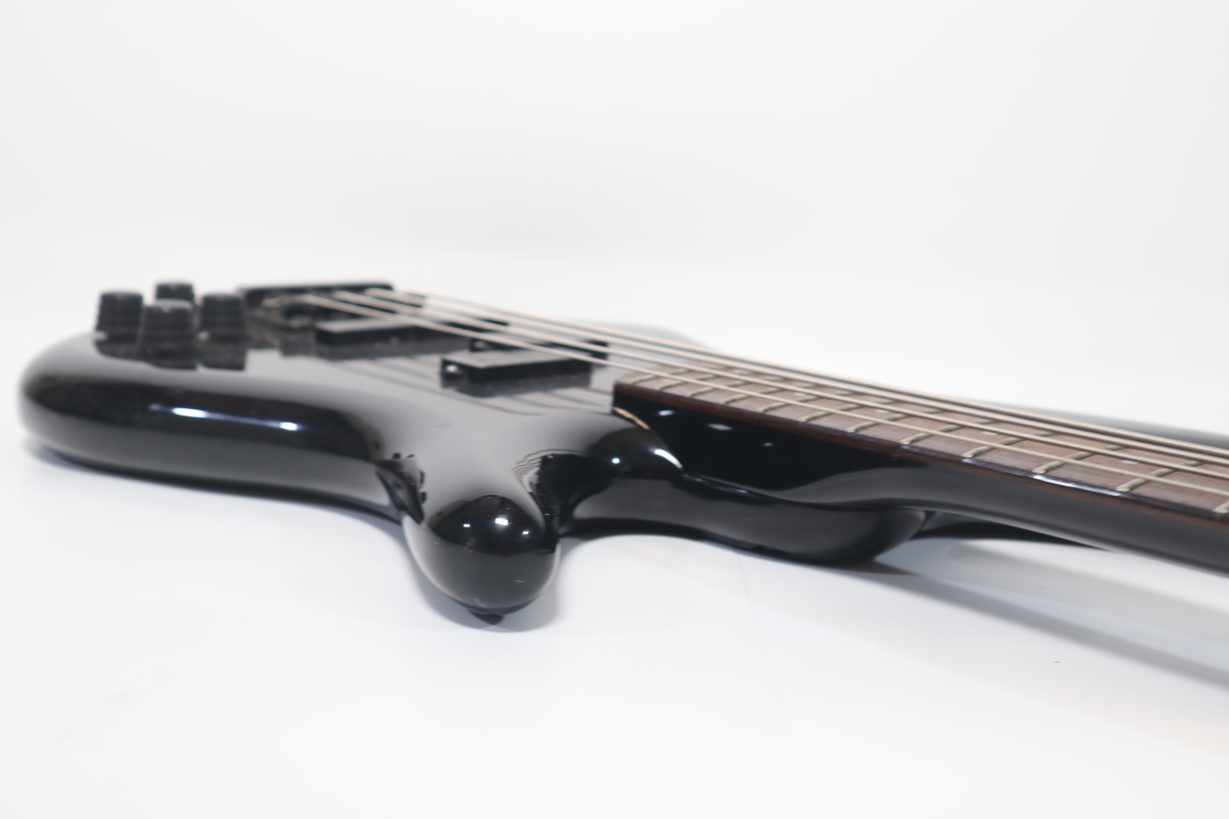 Soundgear by Ibanez SDGR Black 4-String 24-Fret Electric