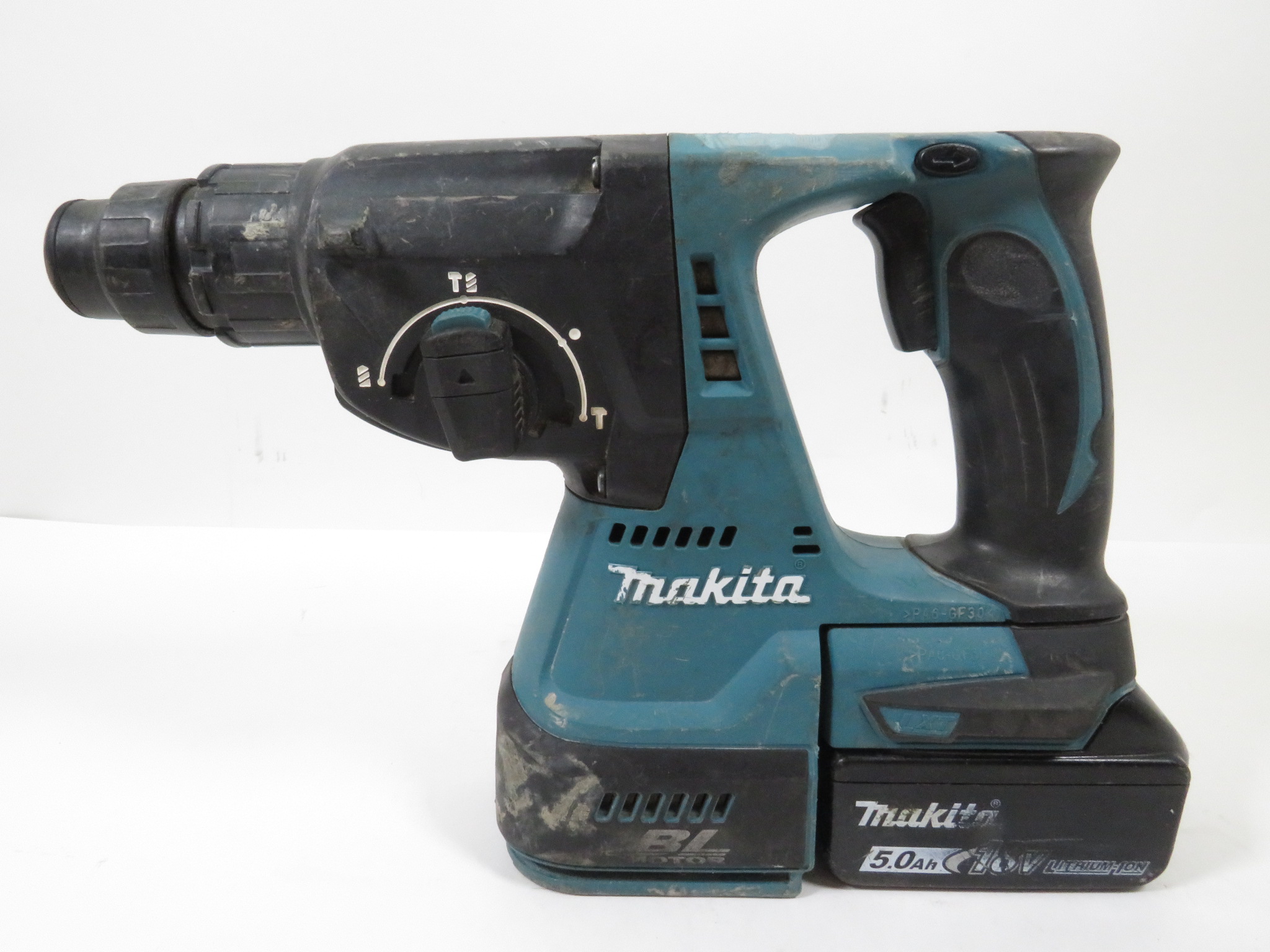 Makita XRH01 18V 1" Brushless Cordless Rotary Hammer
