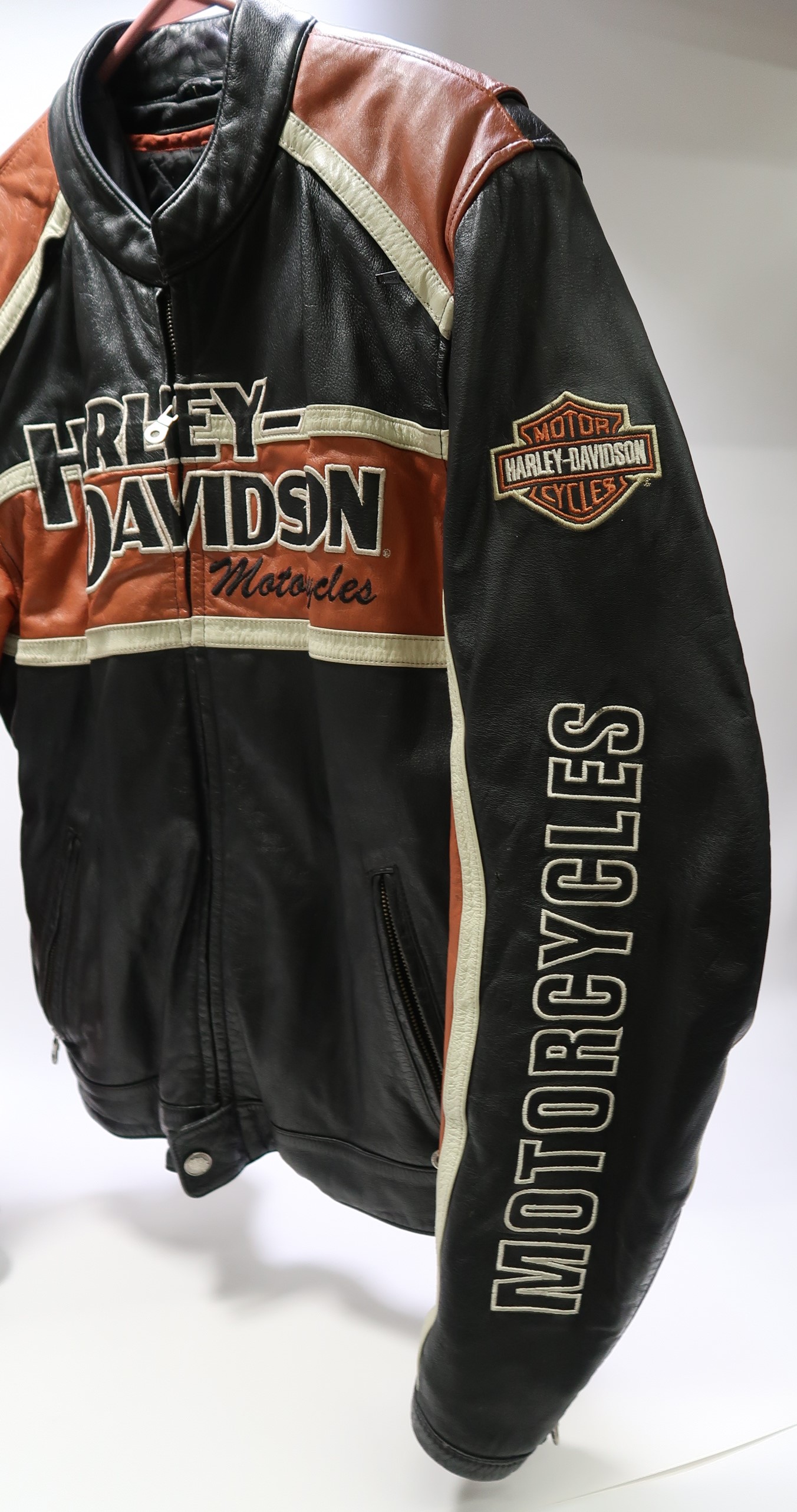 Harley Davidson Men's Large Leather Cruiser Jacket 3947