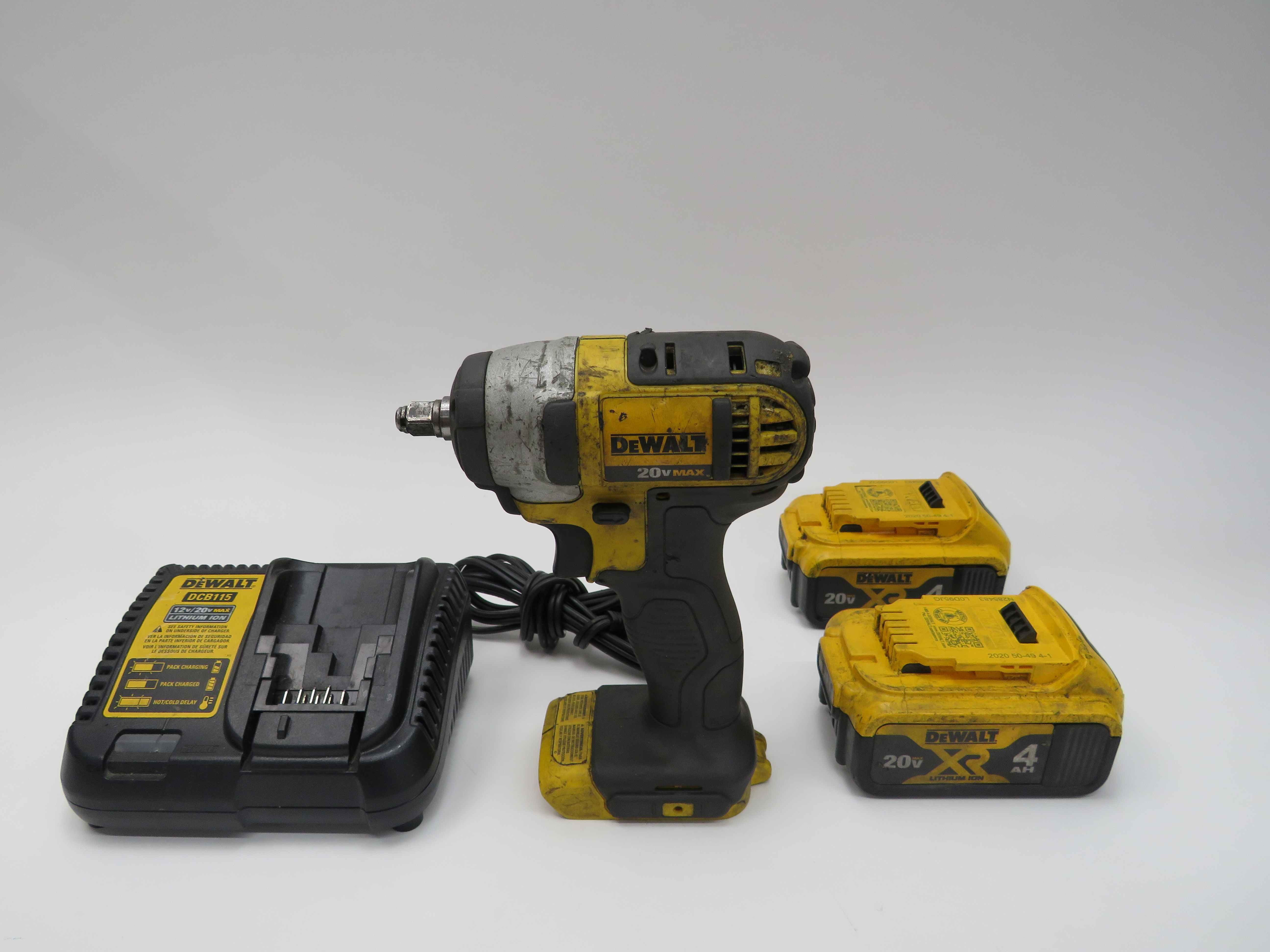 DeWalt DCF883 3/8" Cordless 20v Impact Wrench 7644