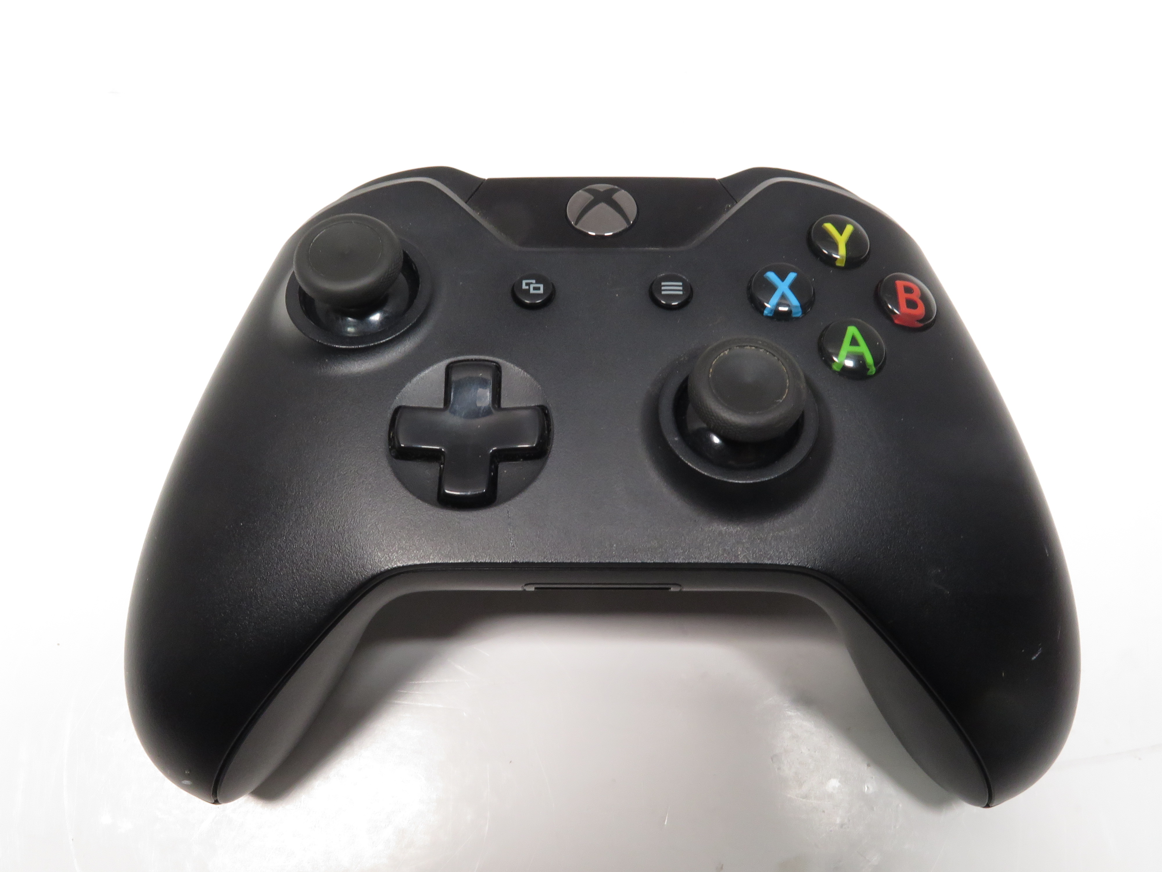 Microsoft 1537 Xbox One Wireless Controller - Black 5457