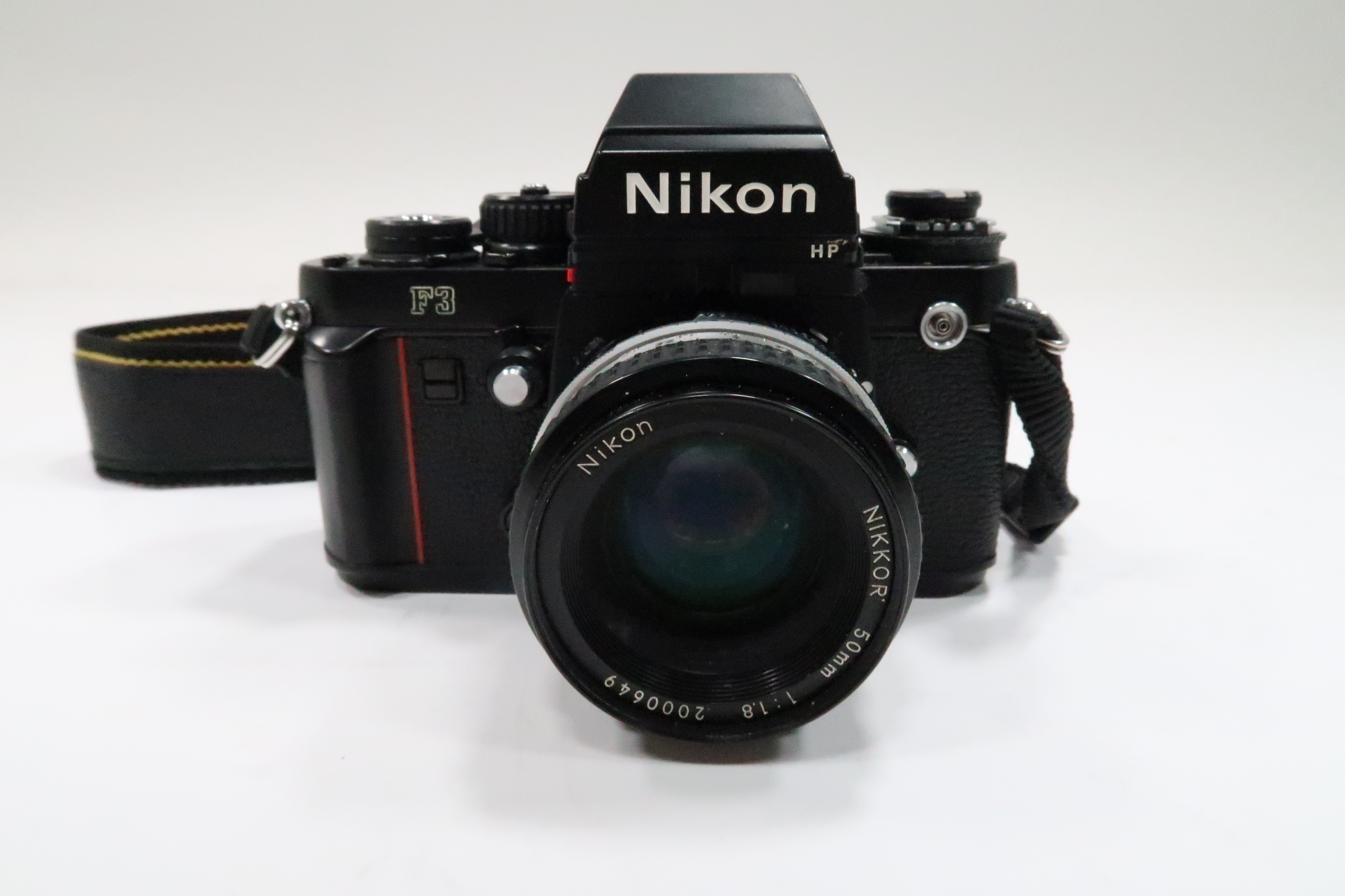 Nikon F3 35mm Film Camera / Nikkor 50mm 11.48 Lens Combo Kit 9436