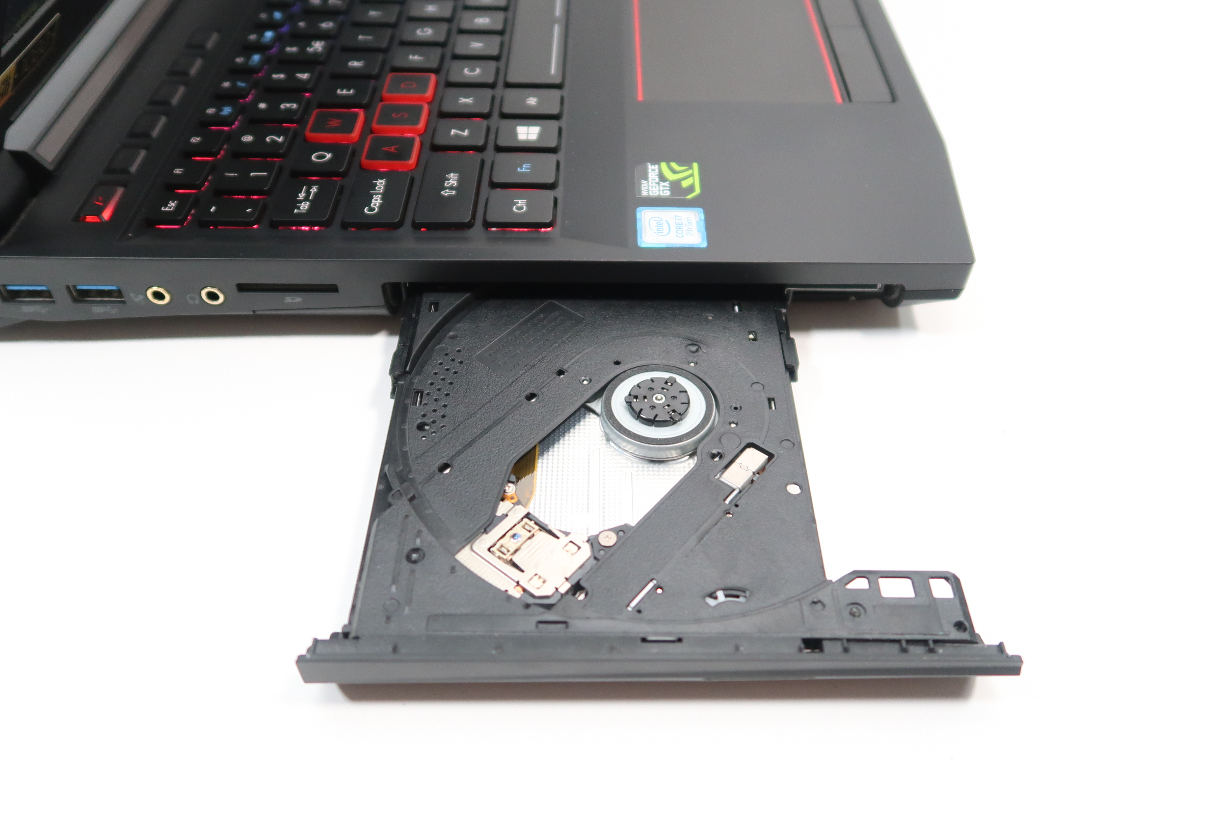 Acer Predator 15 N15P3 i7-7700H@2.8GHz GTX 1070 16GB RAM 256GB