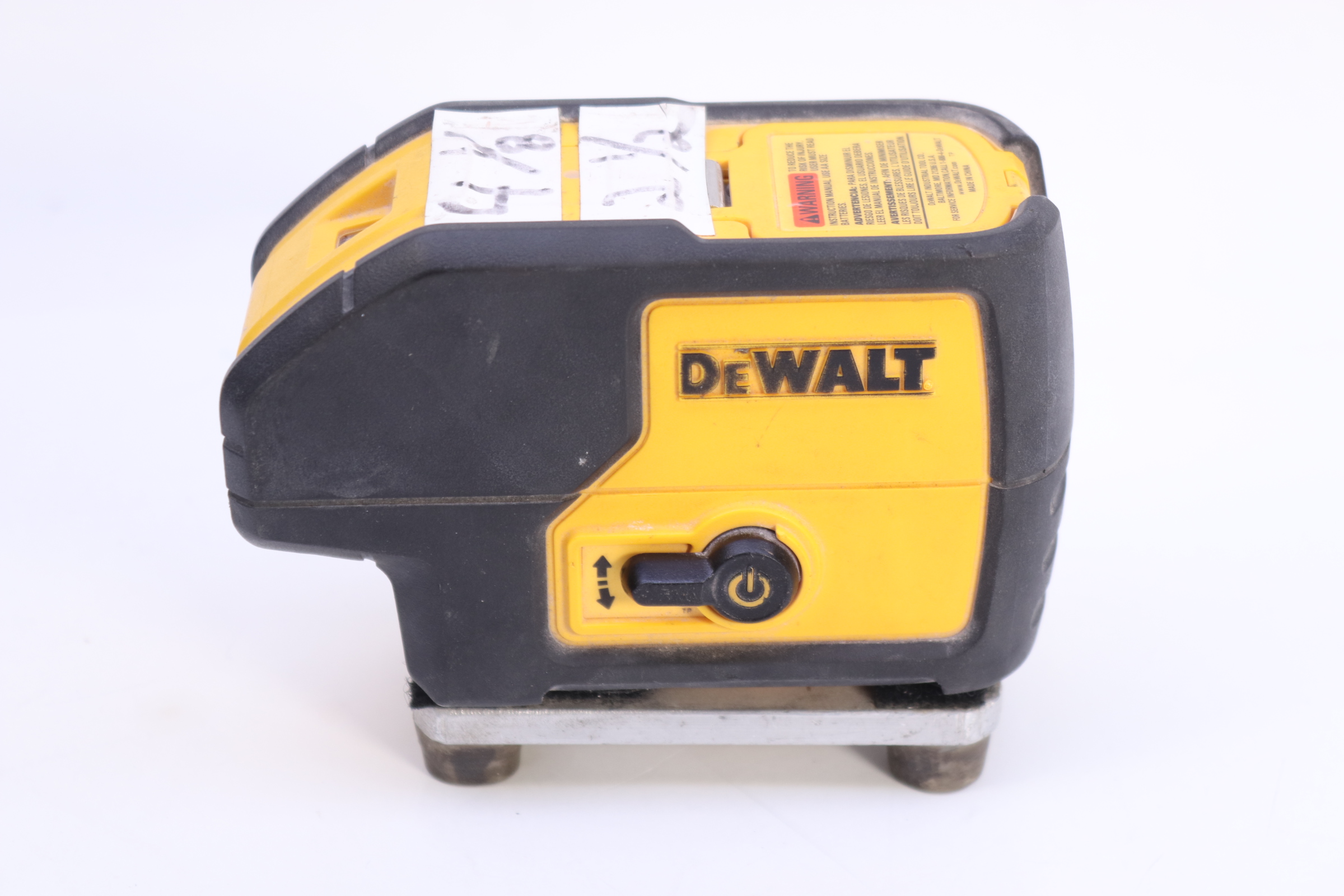 DeWalt DW083 100 Foot Red SelfLeveling 3Spot Laser Level