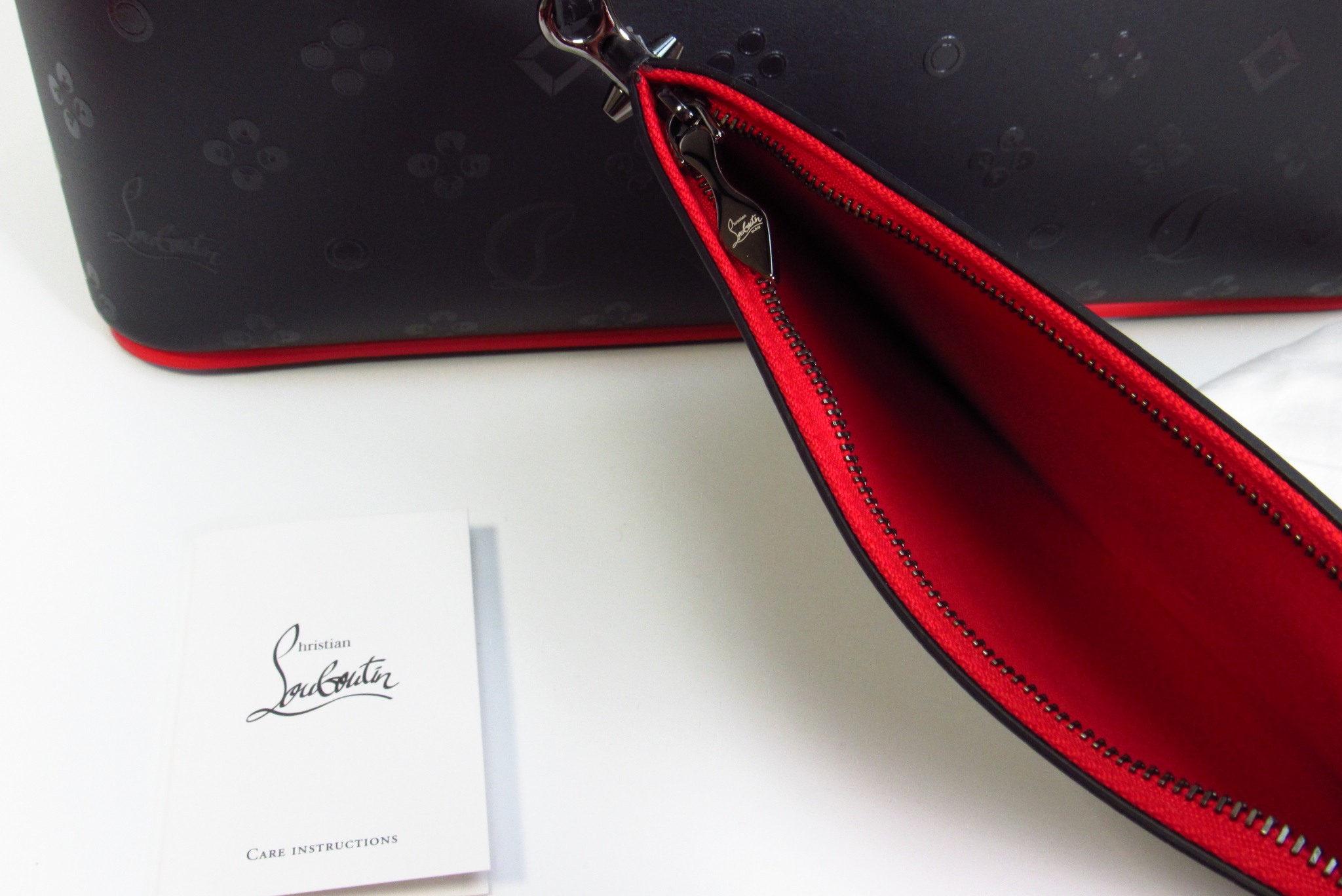 deiya様　バーニーズ　チルコロ　40000 Christian Louboutin Cabata Black/Red Large Leather Tote Bag