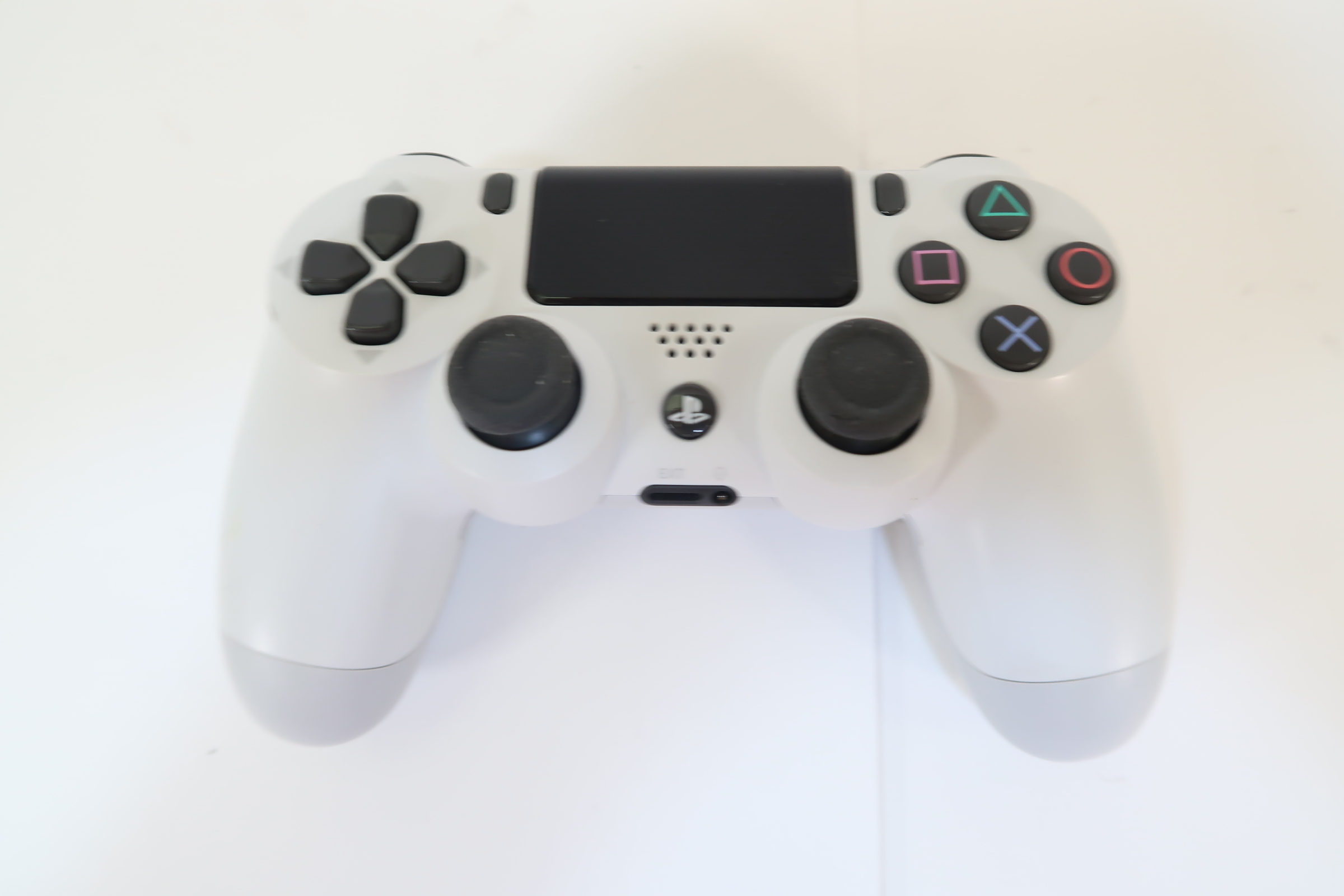 Sony CUHZCT2U PlayStation 4 PS4 Dual Shock Wireless Controller White
