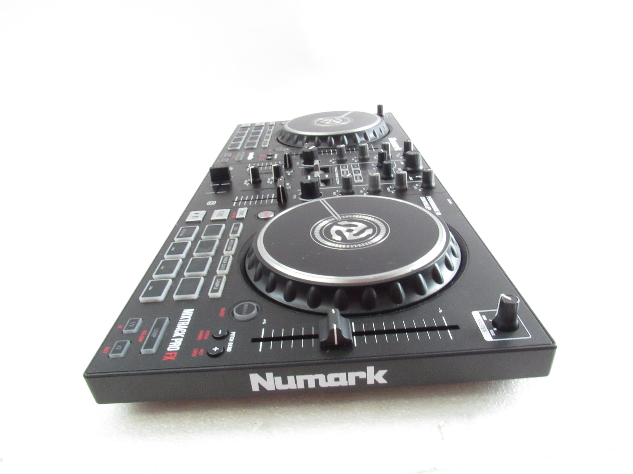 Numark Mixtrack Pro FX 2-Deck DJ Controller Numark Mixtrack Pro FX 2-Deck DJ Controller