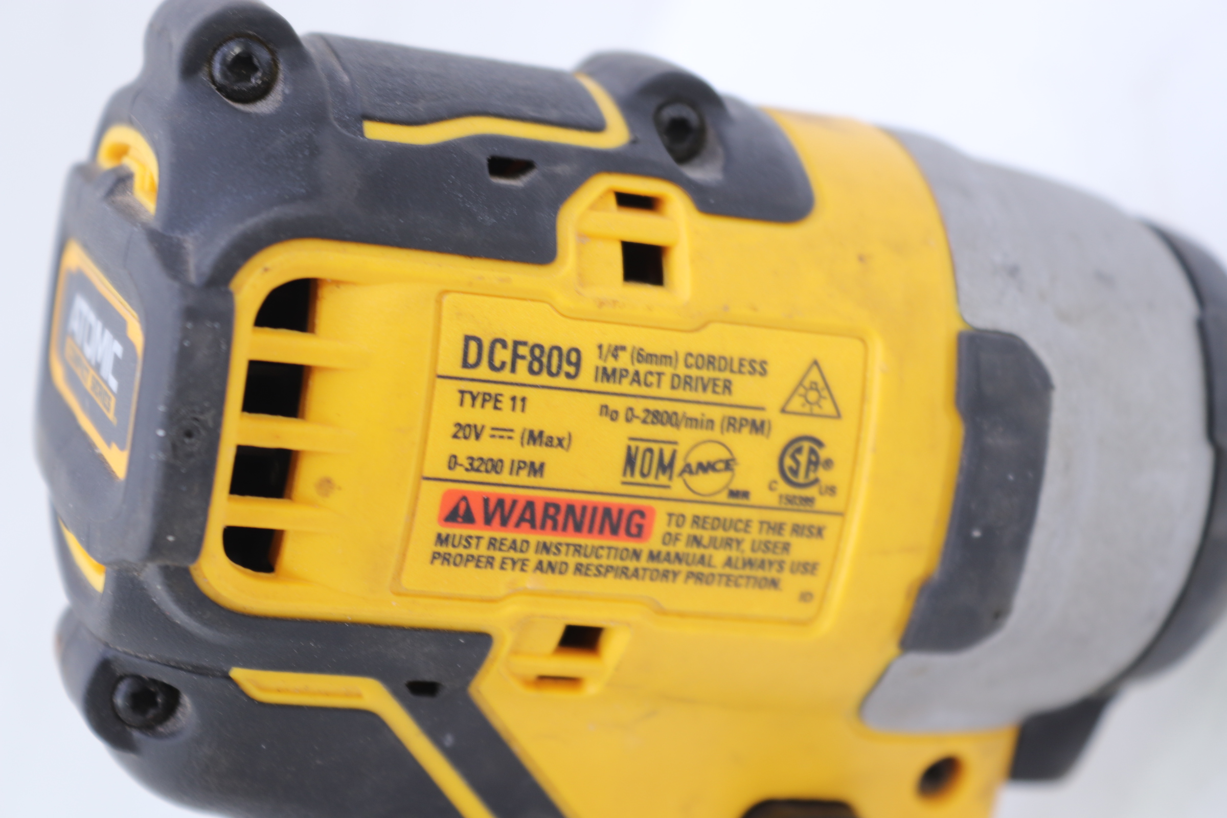 DEWALT DCF809 ATOMIC 20V MAX Cordless Brushless Compact 1/4