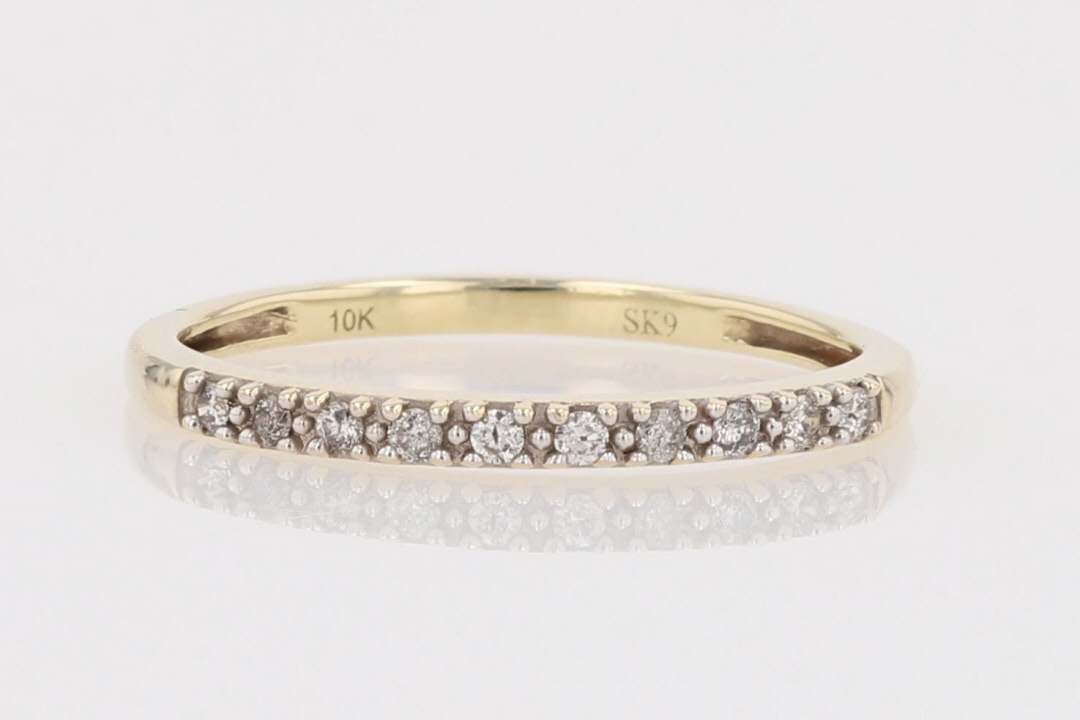 .07ctw Round Cut Diamond Prong Set Wedding Band Ring 10k Yellow Gold Size 7